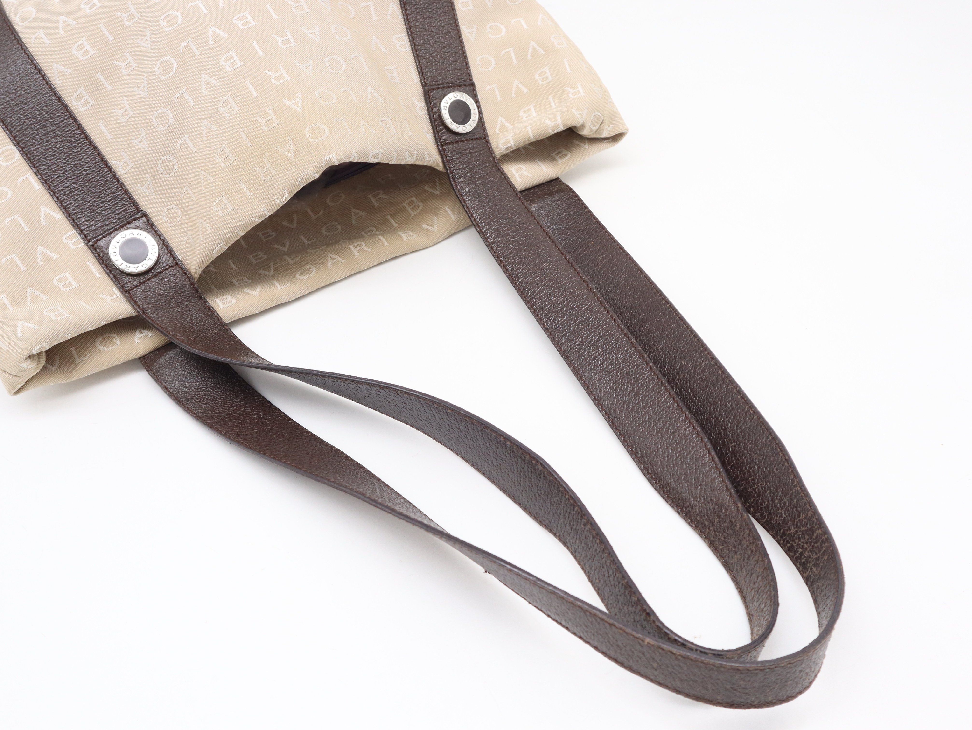 Logo Mania Tote Bag, Beige, with dust bag. — view 6