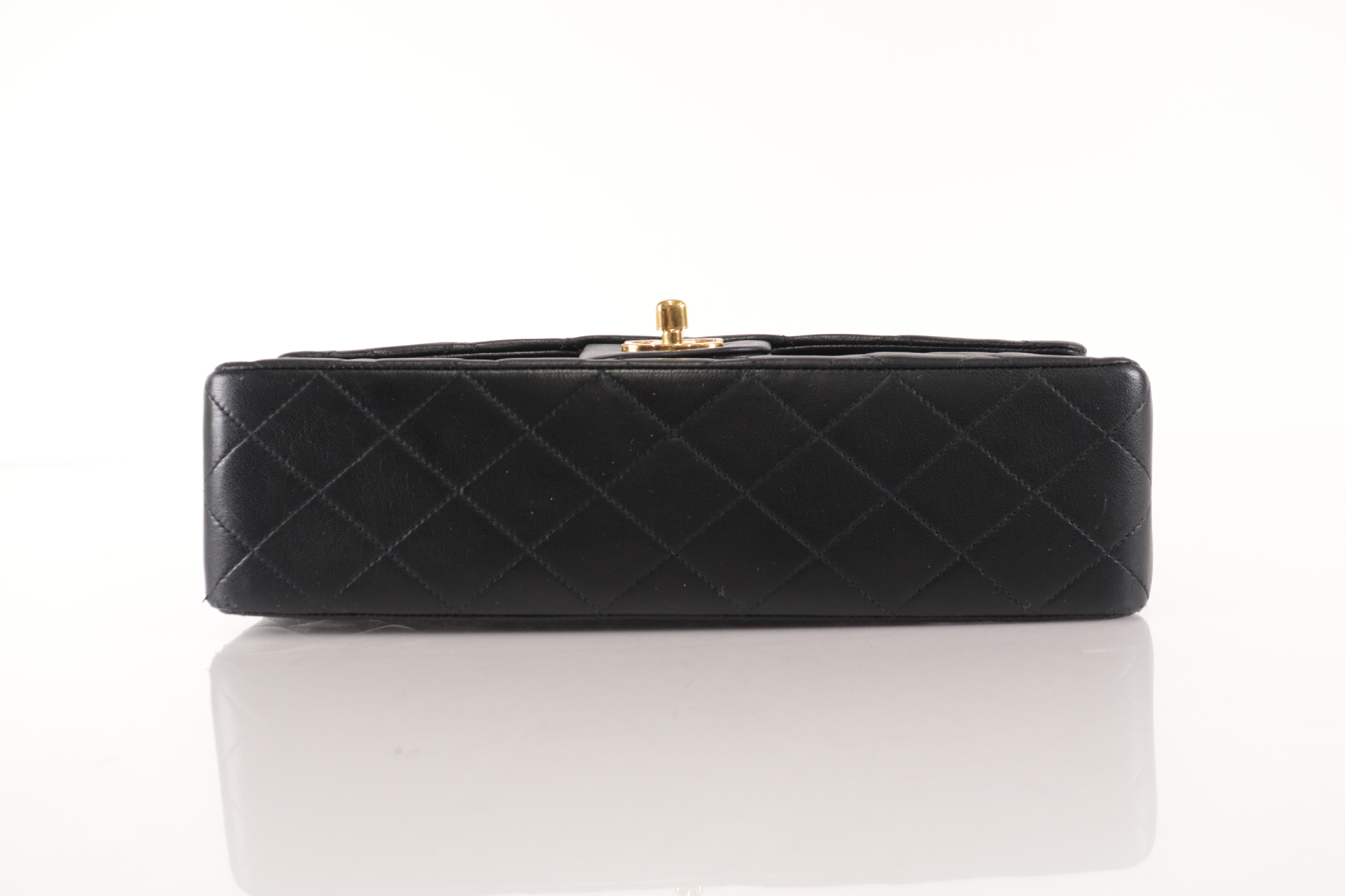 W-Flap 25 Lambskin Chain Shoulder Bag (Serial Number 2) — view 7