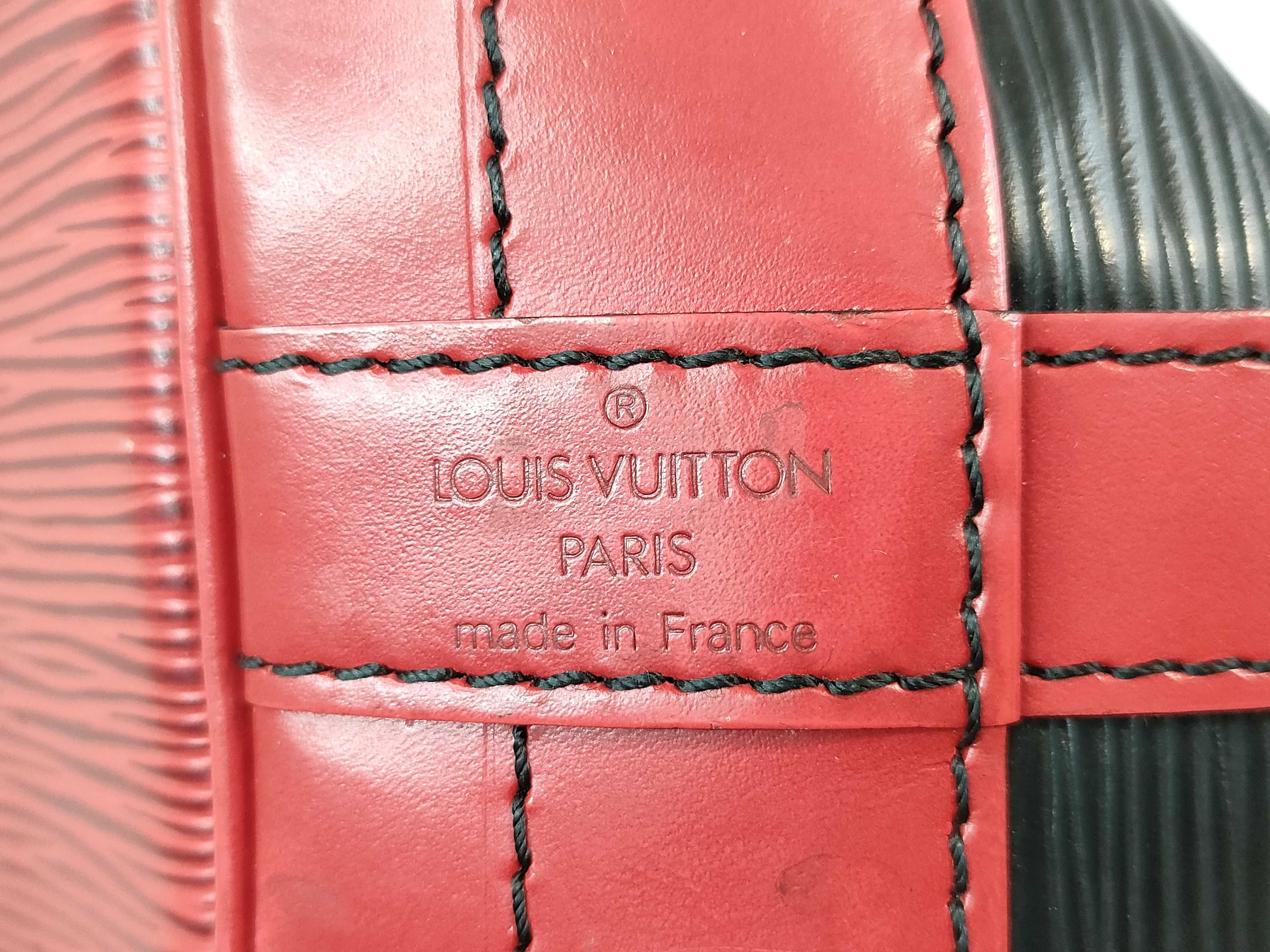 Epi FR - Epi Noe Red x Black Shoulder Bag — view 12