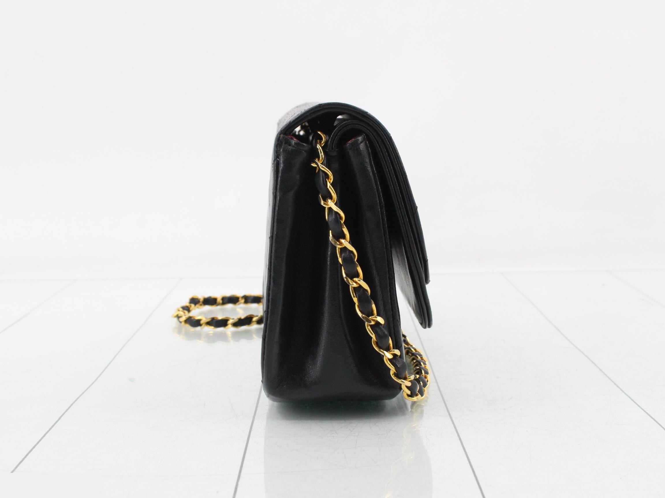 Matelassé Leather Chain Shoulder Bag — view 4