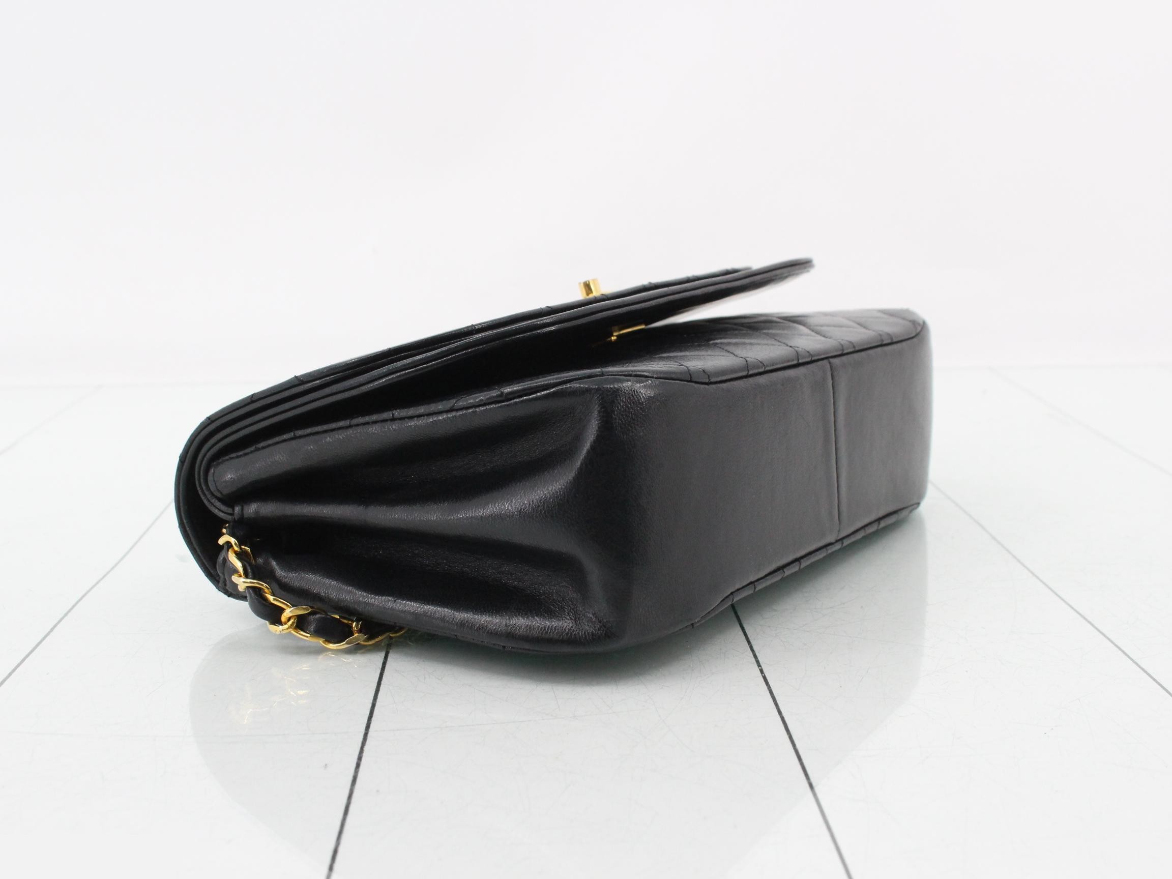 Matelassé Leather Chain Shoulder Bag — view 5