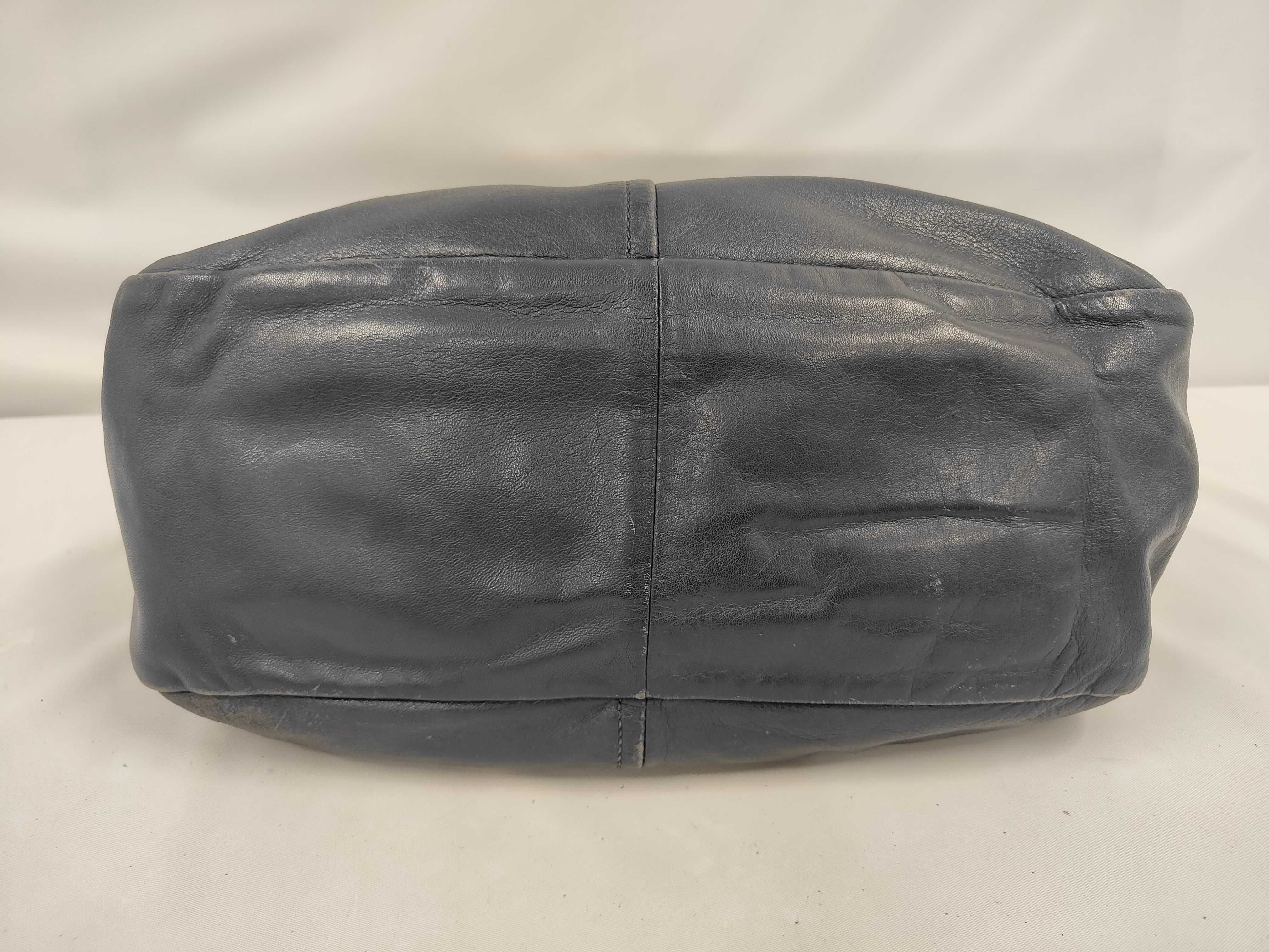 One-Shoulder Bag — view 3