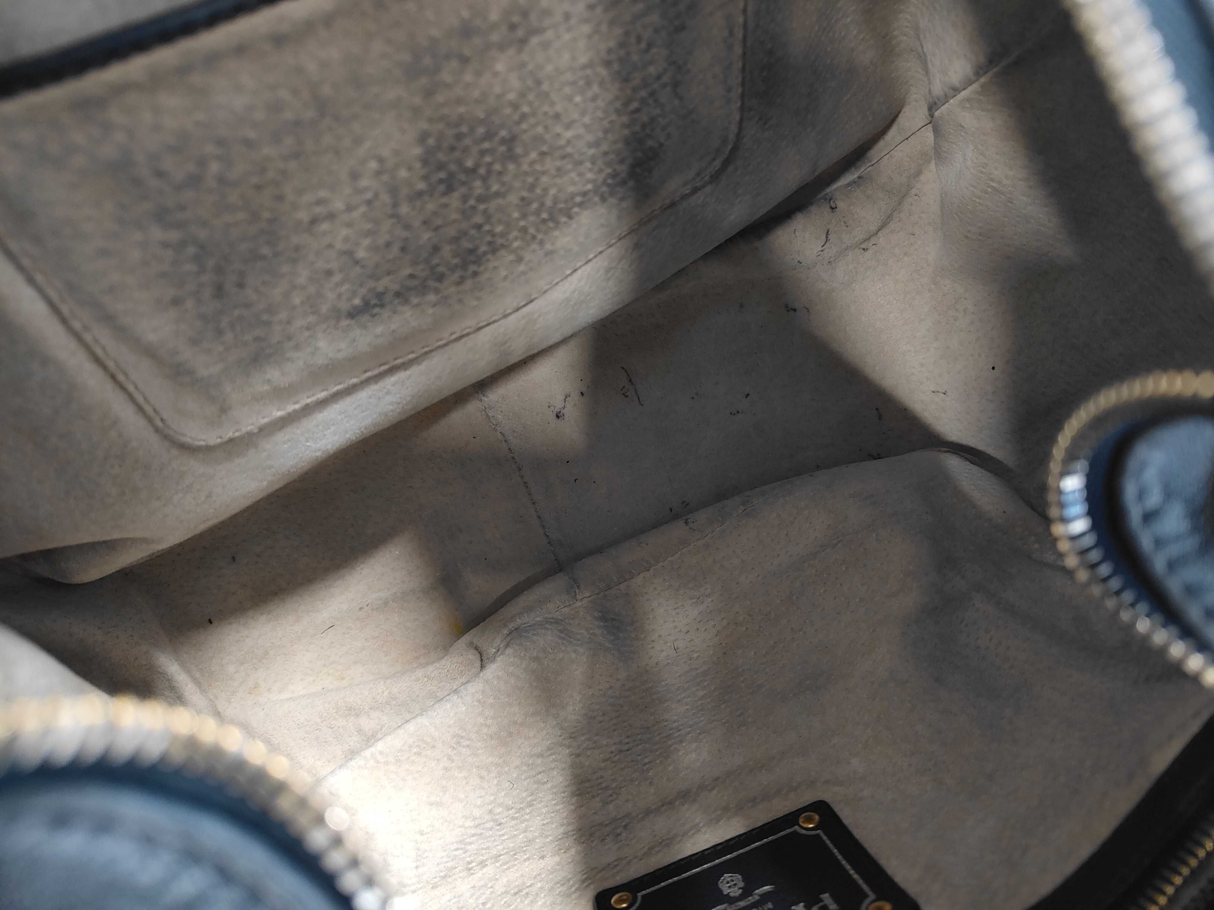 One-Shoulder Bag — view 7