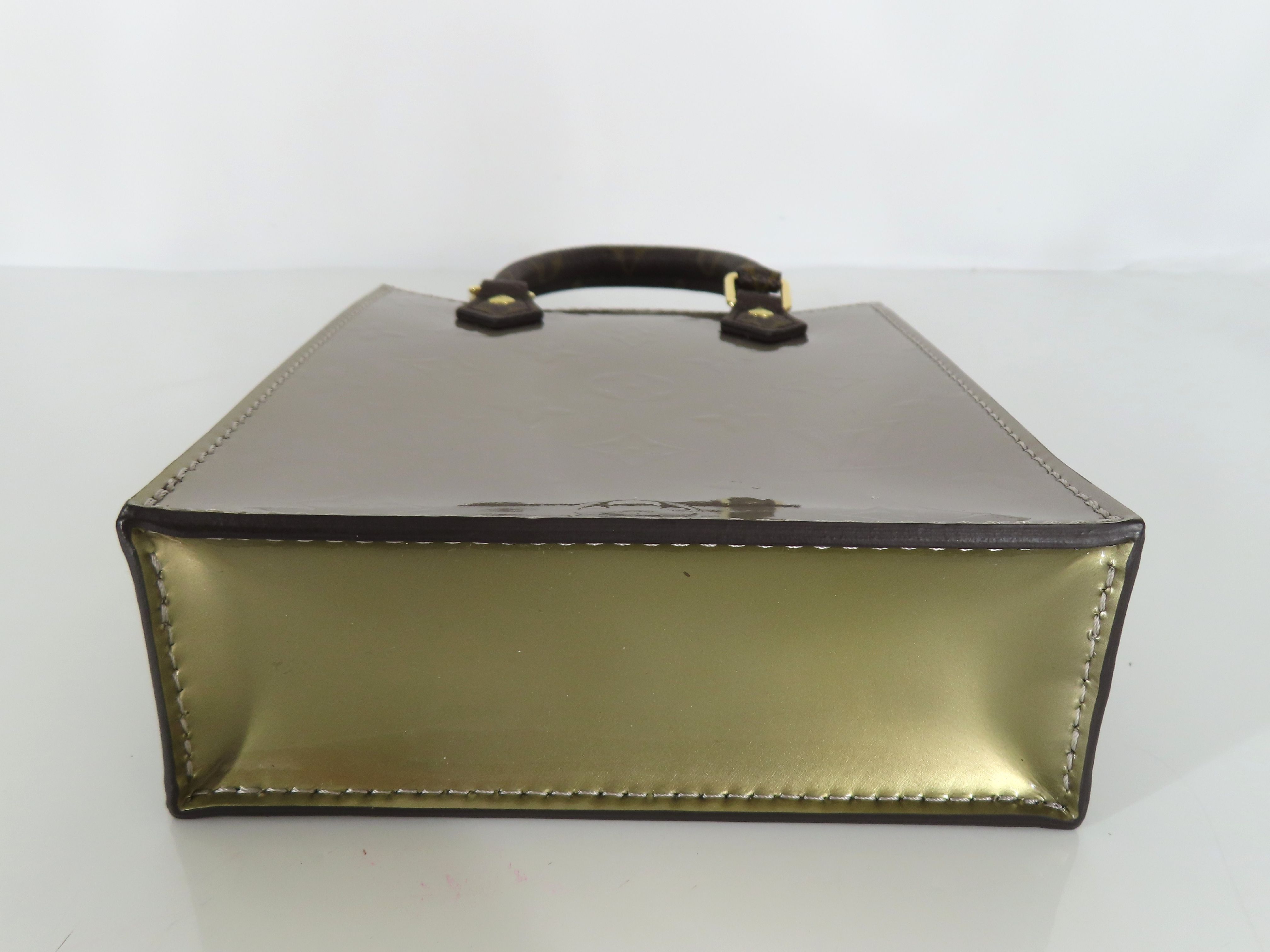 Vernis Petite Sac Plat M90564 Shoulder Bag Handbag — view 7