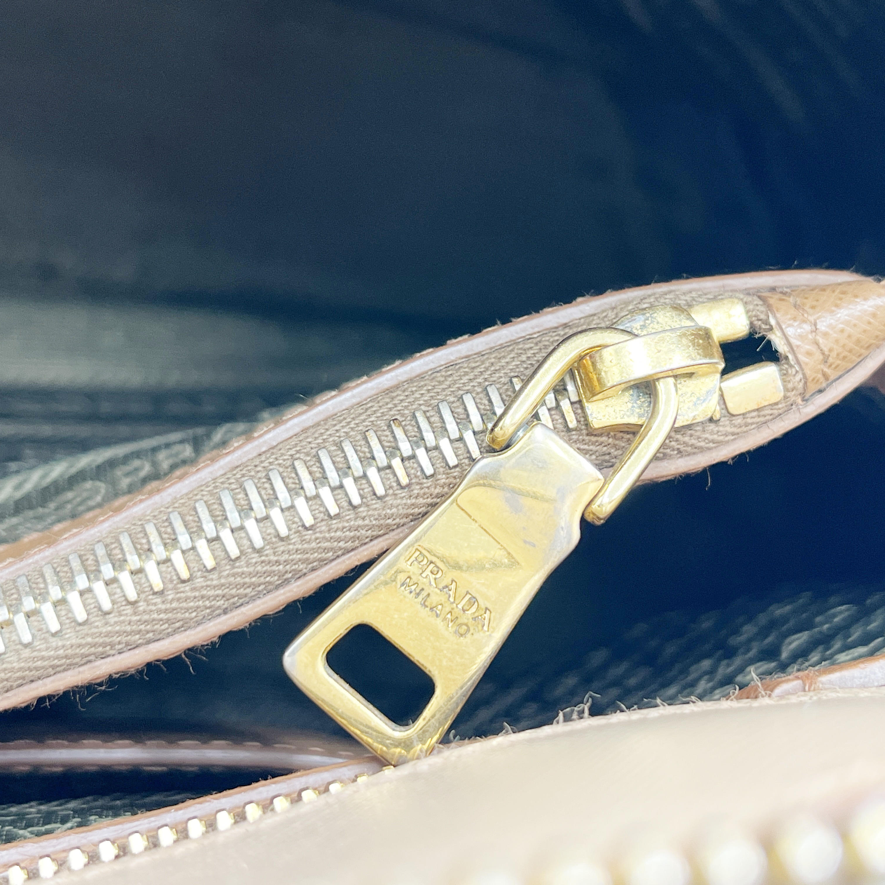 Promenade BL0837 Saffiano Brown x Beige 180 10 Handbag — view 9
