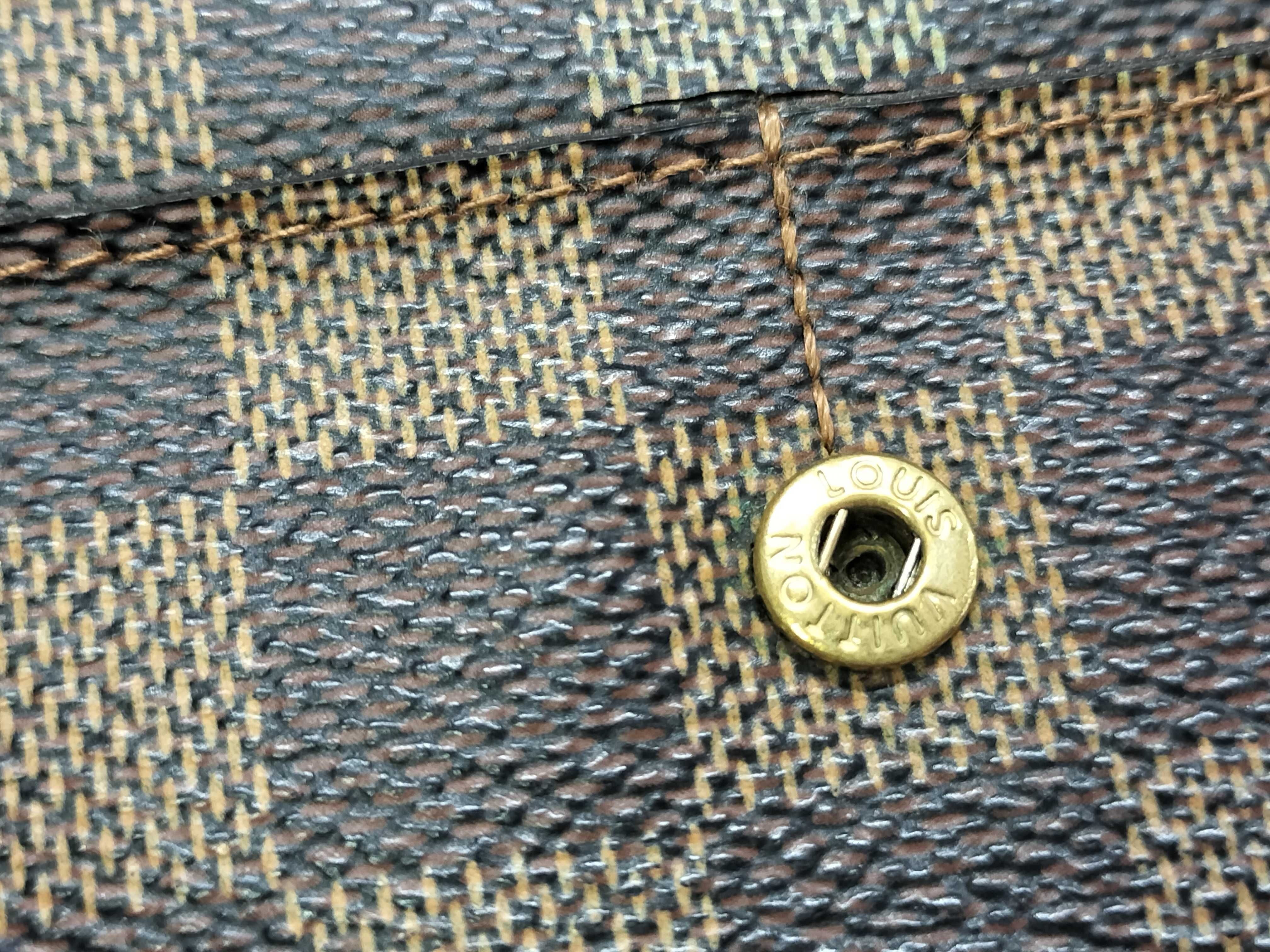 Damier Louis Vuitton Damier Portefeuille Sarah Wallet — view 8
