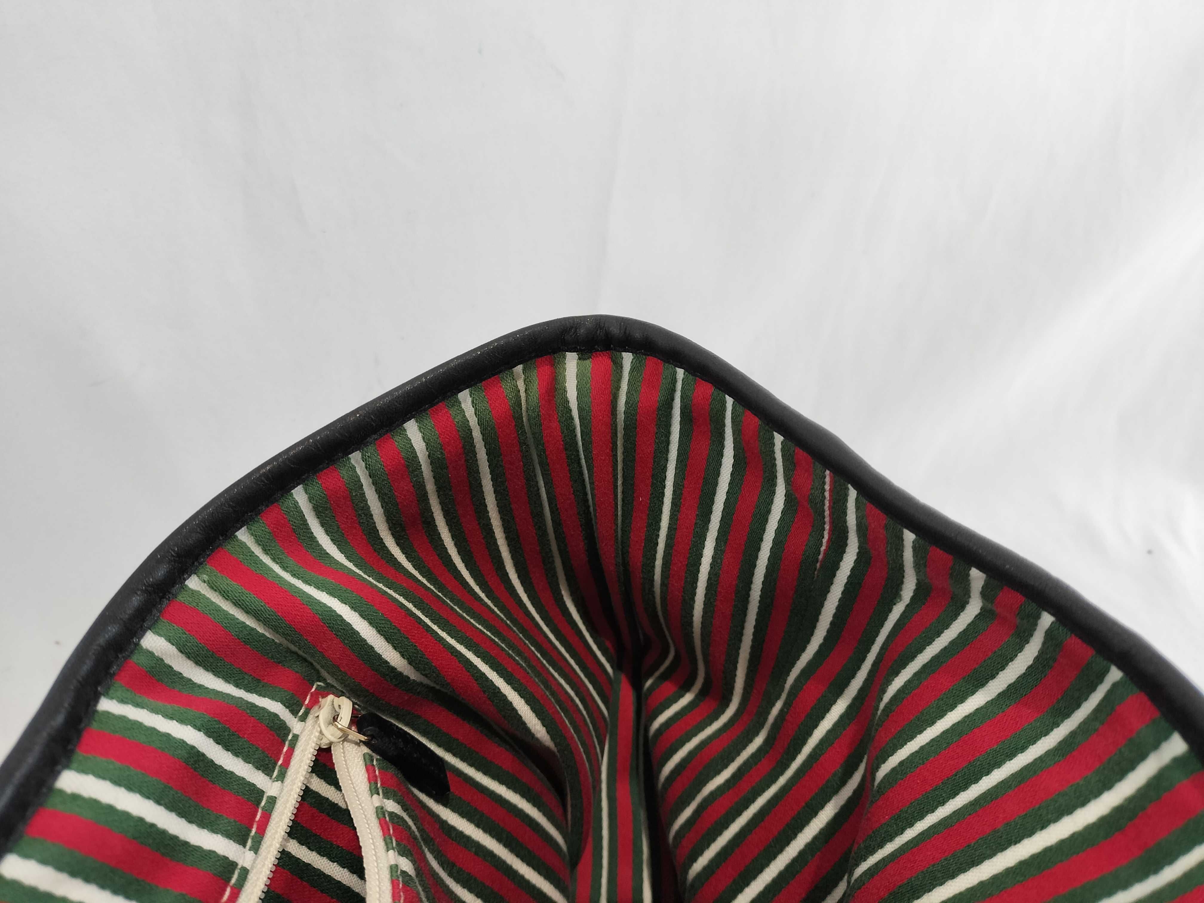 Interlocking GG Supreme Semi-Shoulder Bag Handbag — view 12