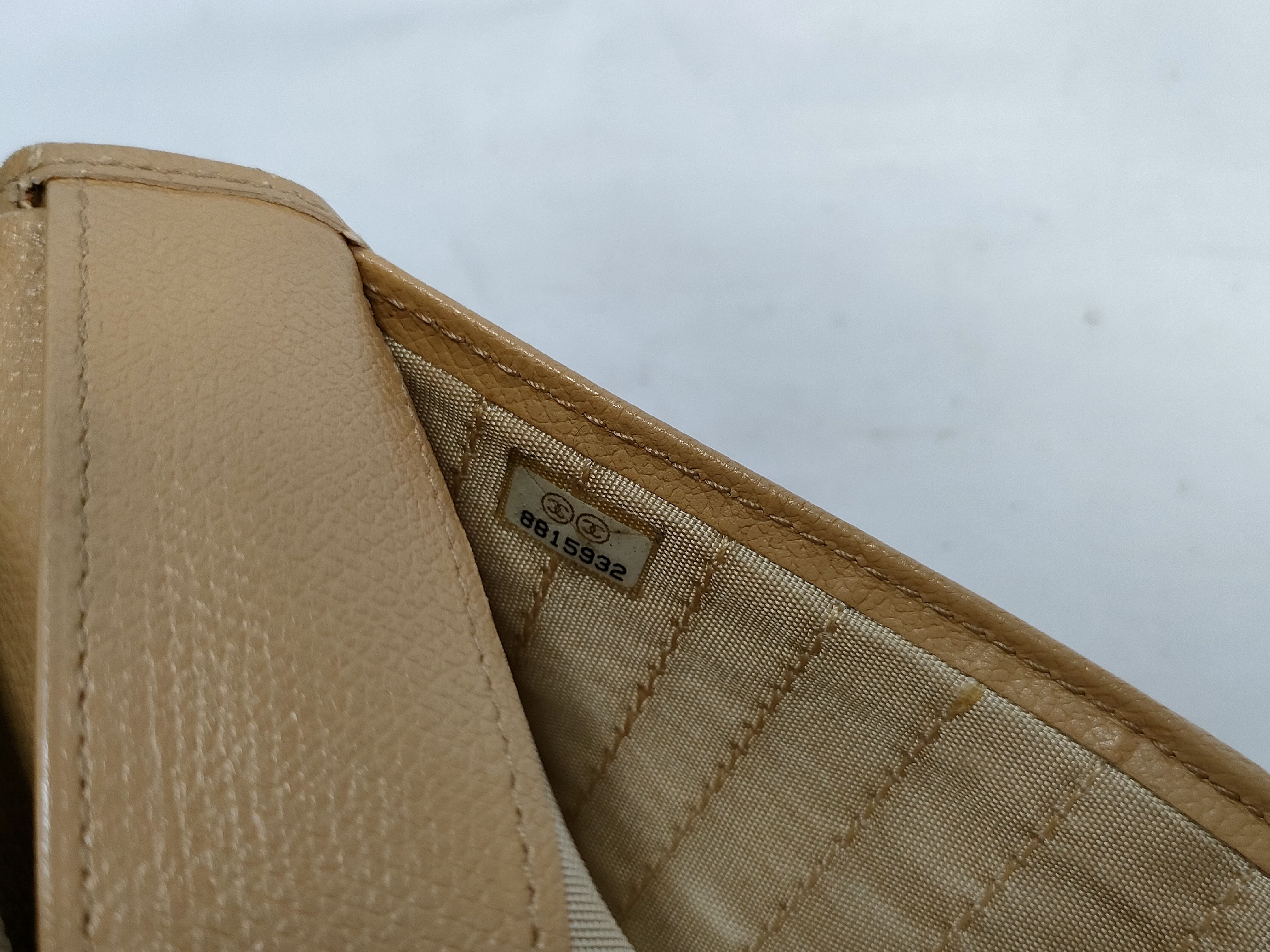 Calfskin Long Wallet Folding Wallet — view 14