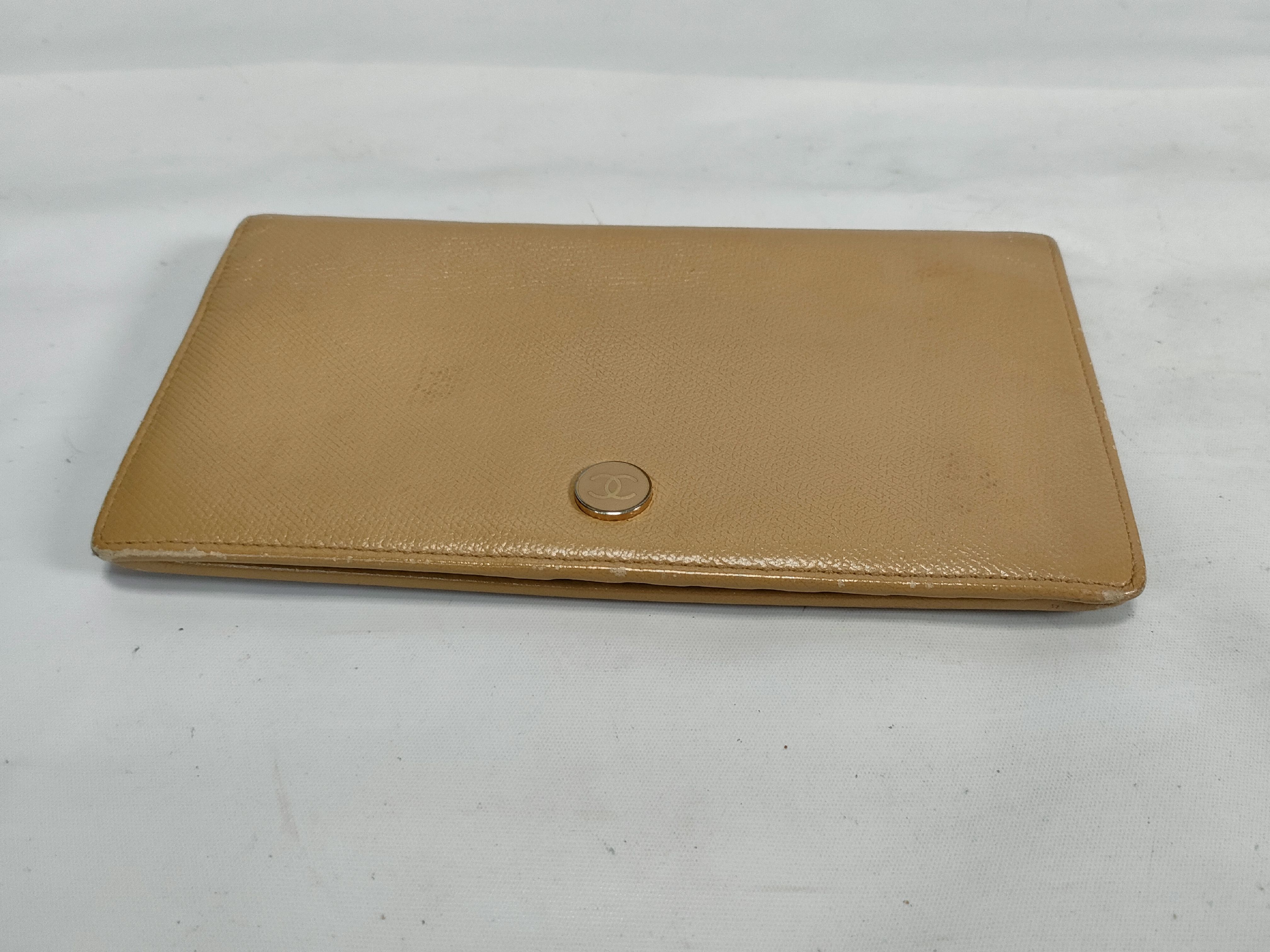 Calfskin Long Wallet Folding Wallet — view 4