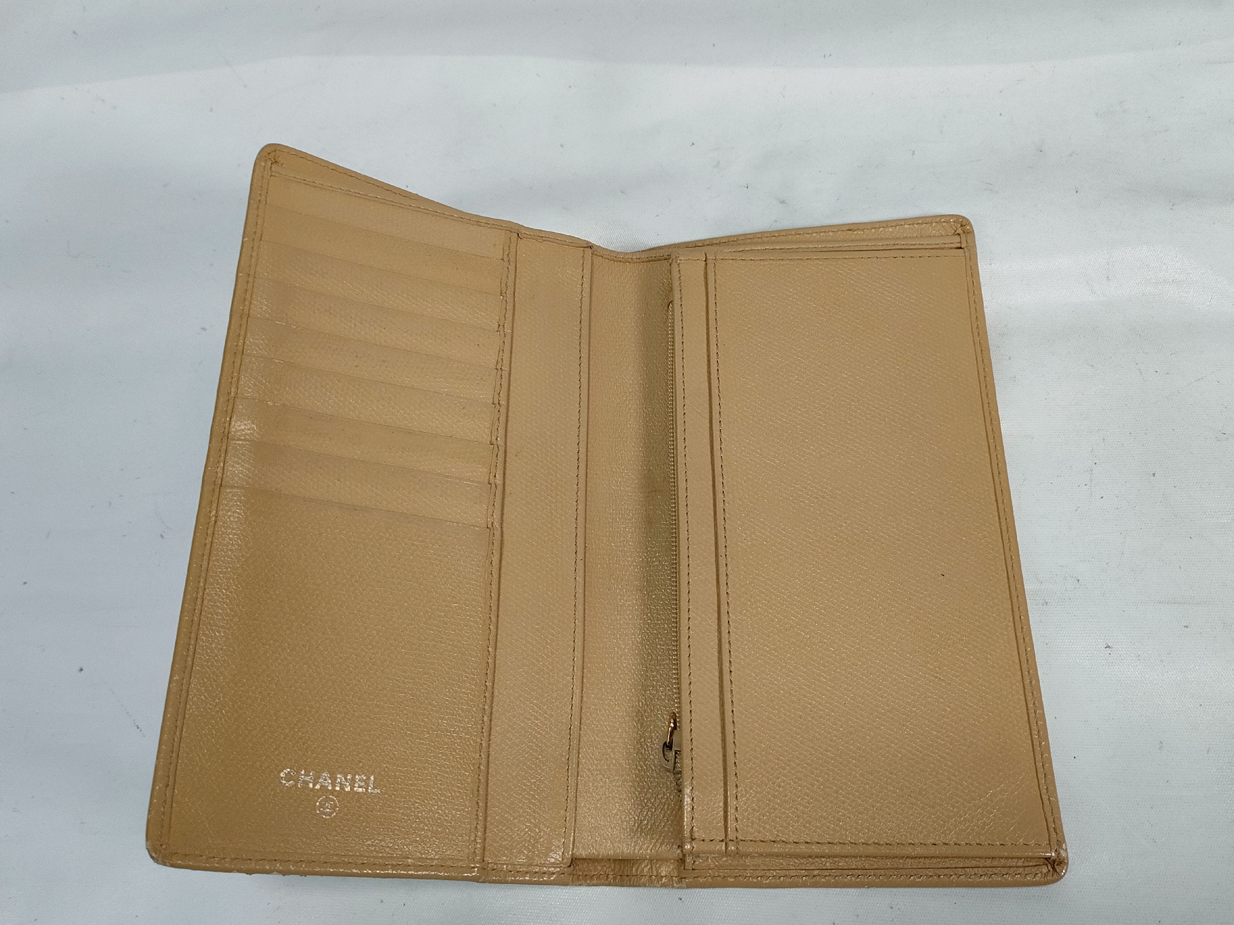 Calfskin Long Wallet Folding Wallet — view 7