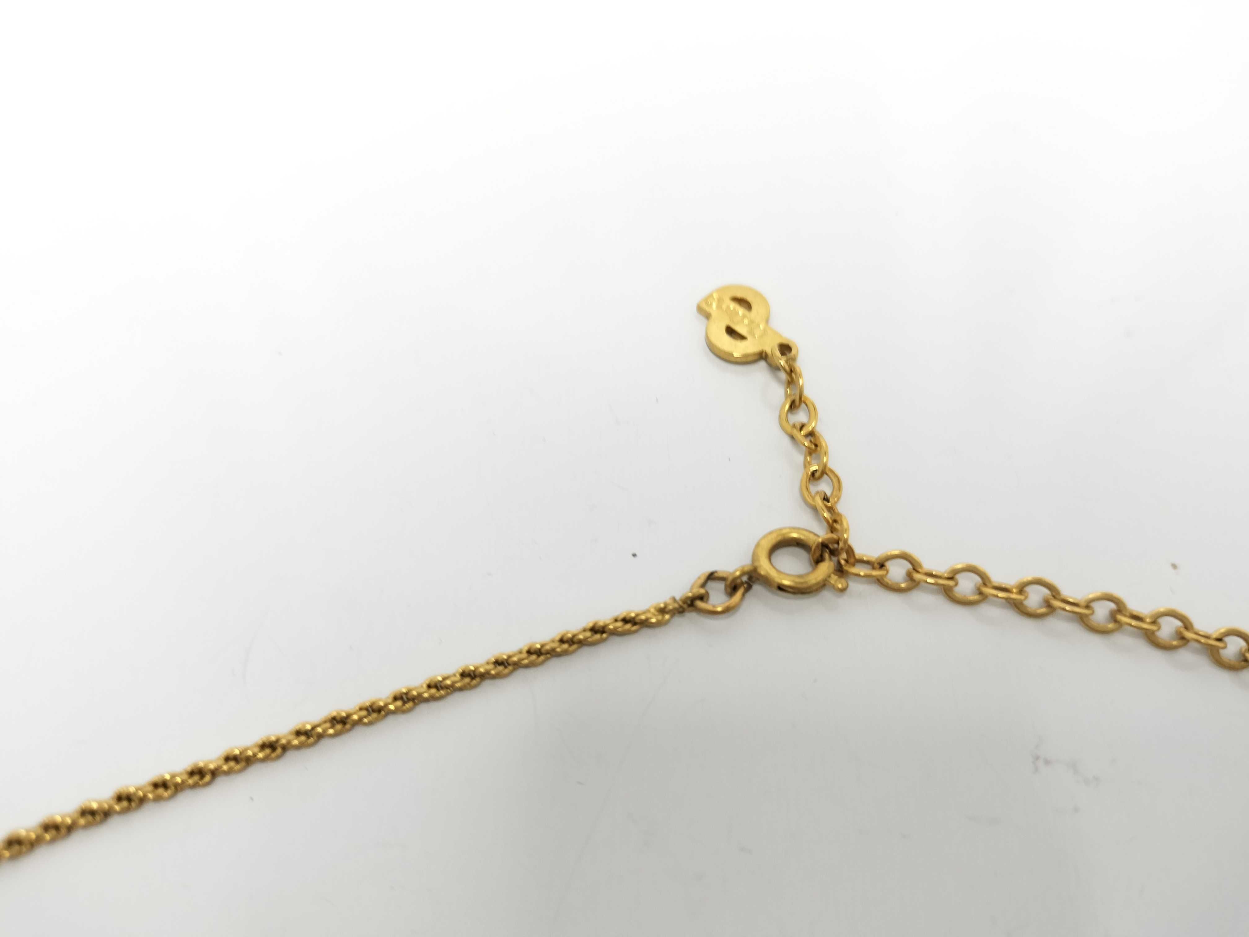 Christian necklace, heart motif, gold necklace — view 2