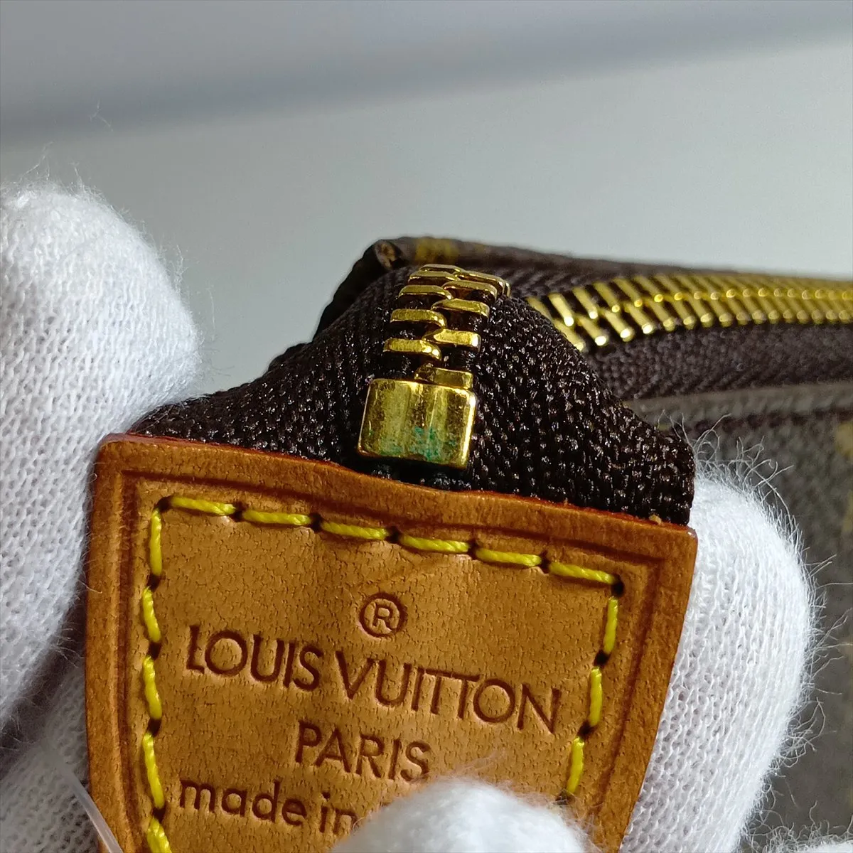 Monogram Pochette Accessoires M51980 VI0030 Brown — view 14
