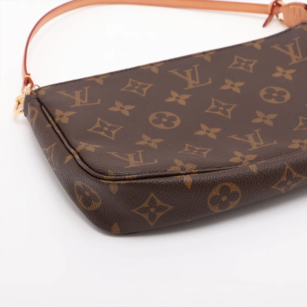 Monogram Pochette Accessoires M51980 VI0030 Brown — view 4