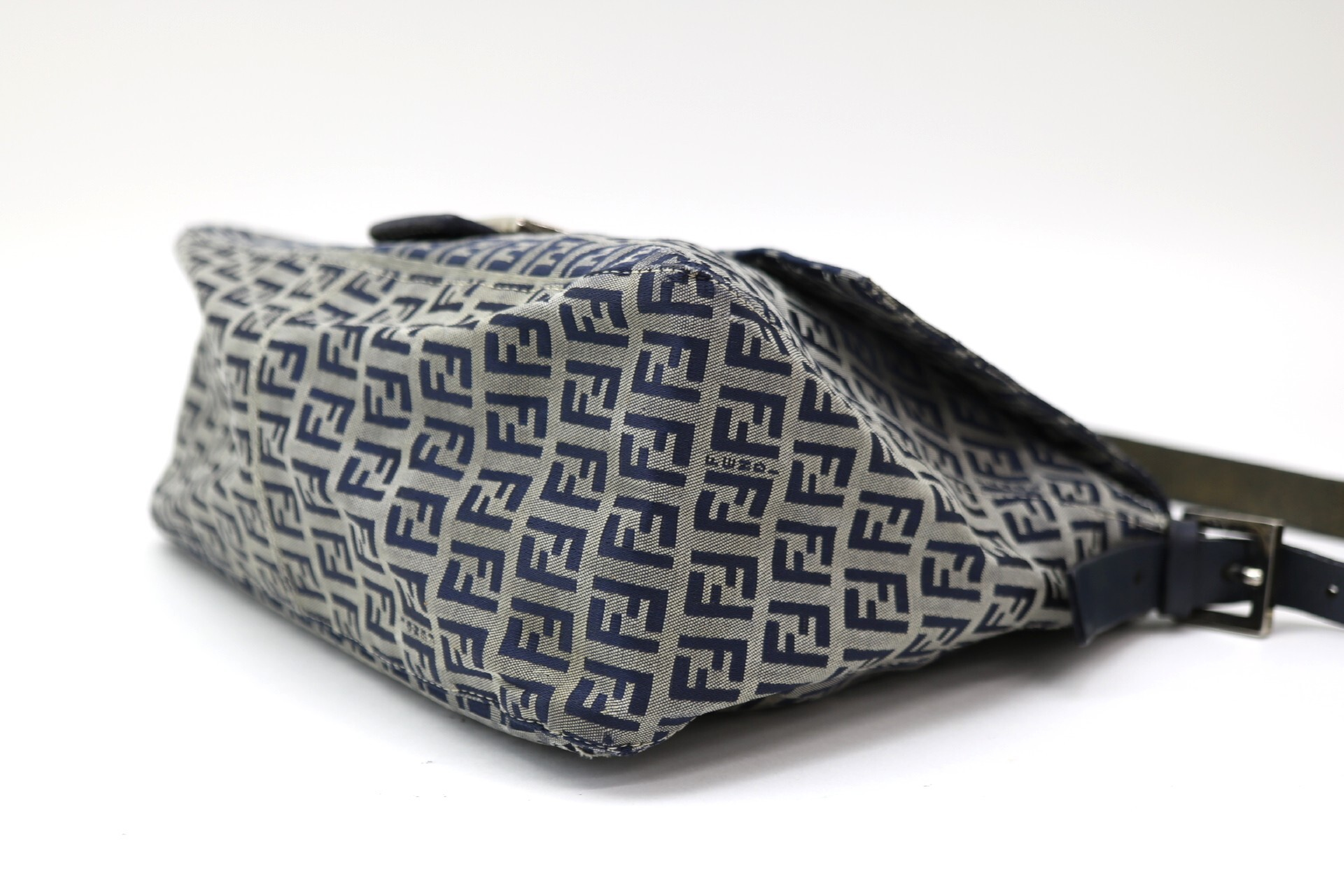 Zucchino Mamma Bucket Shoulder Bag — view 6