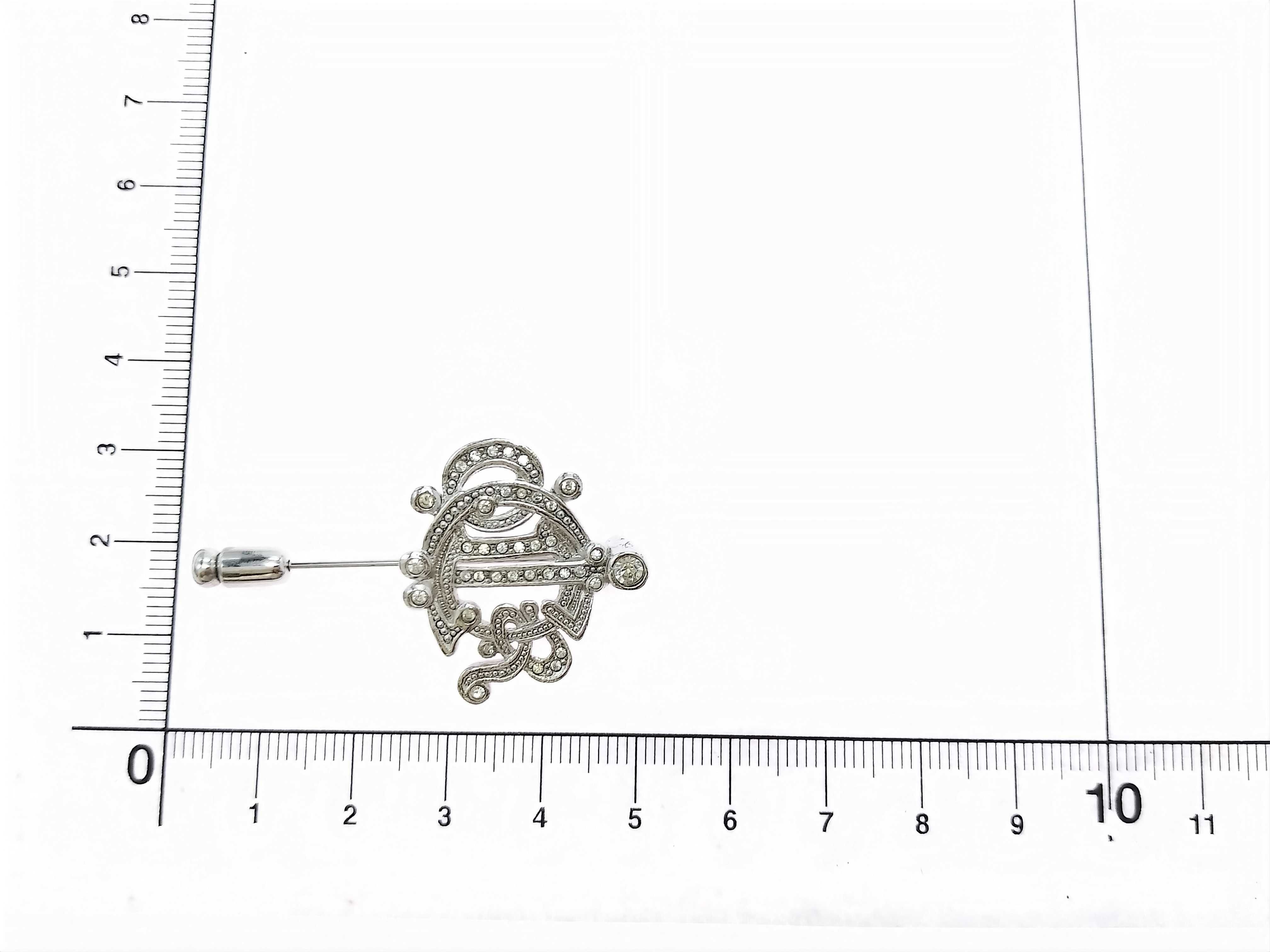 Christian / Brooch — view 12