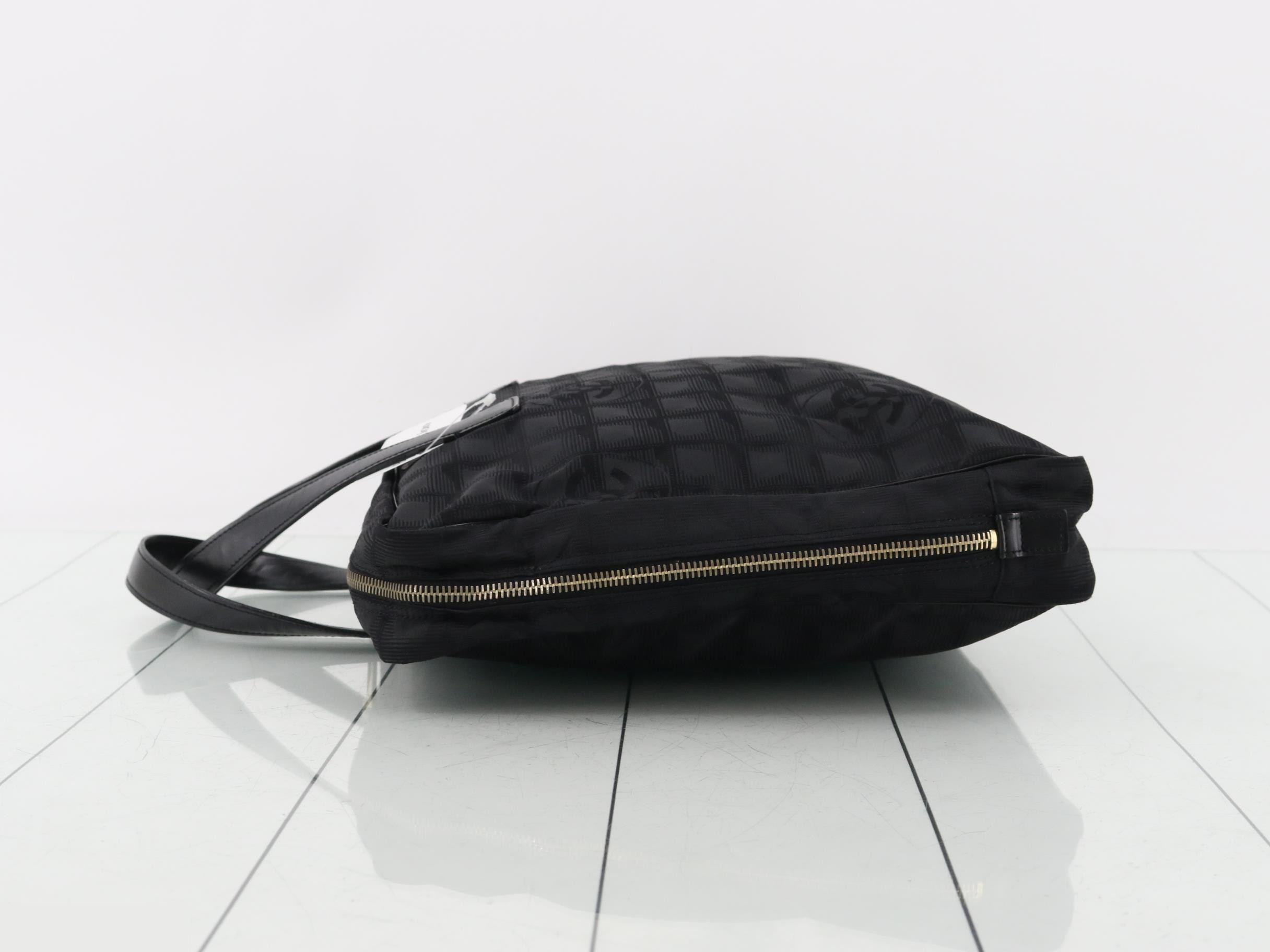 New Travel Nylon Handbag — view 4