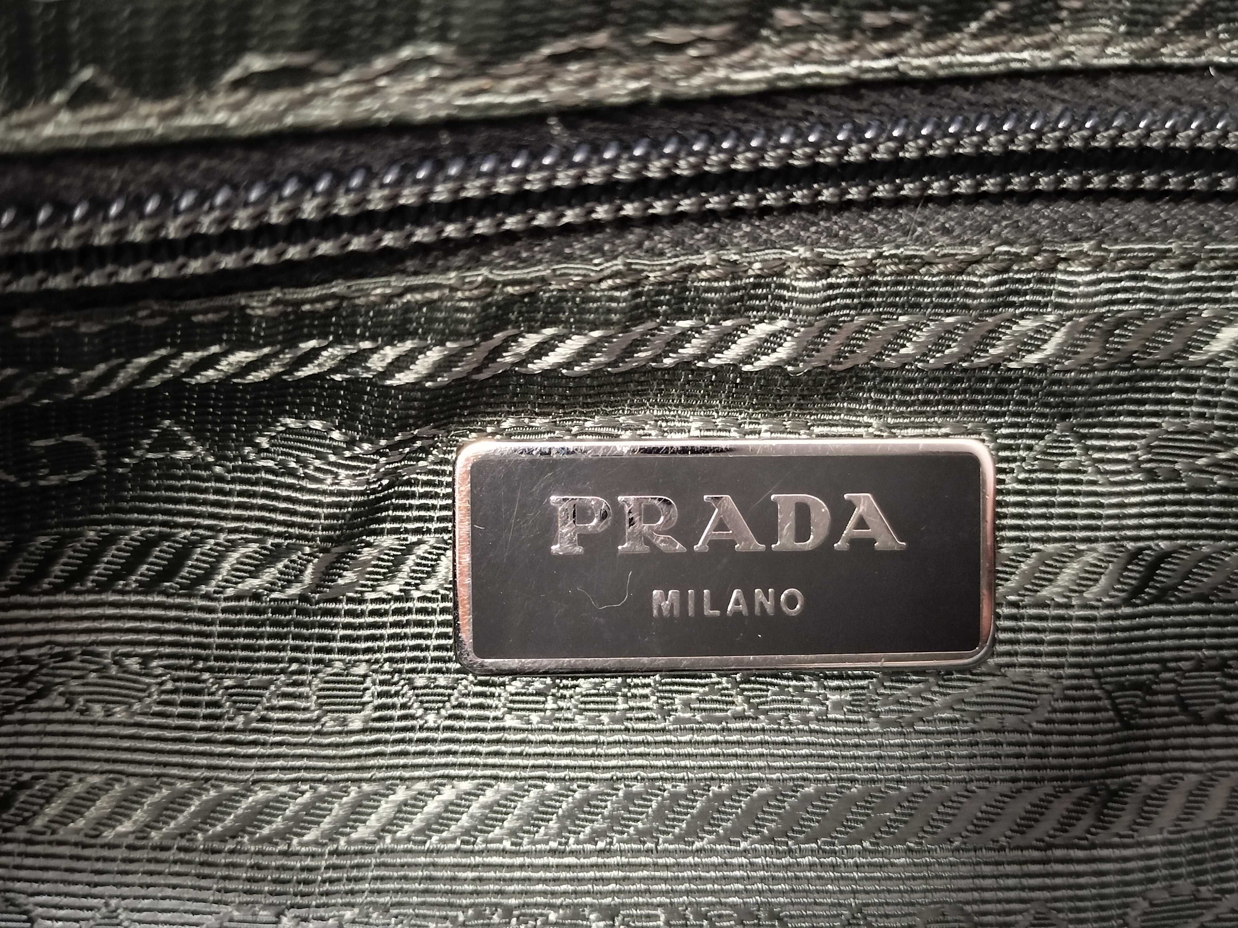 Nylon Prada Current Model Saffiano Shoulder Bag Triangle Logo Leather Shoulder Bag — view 9