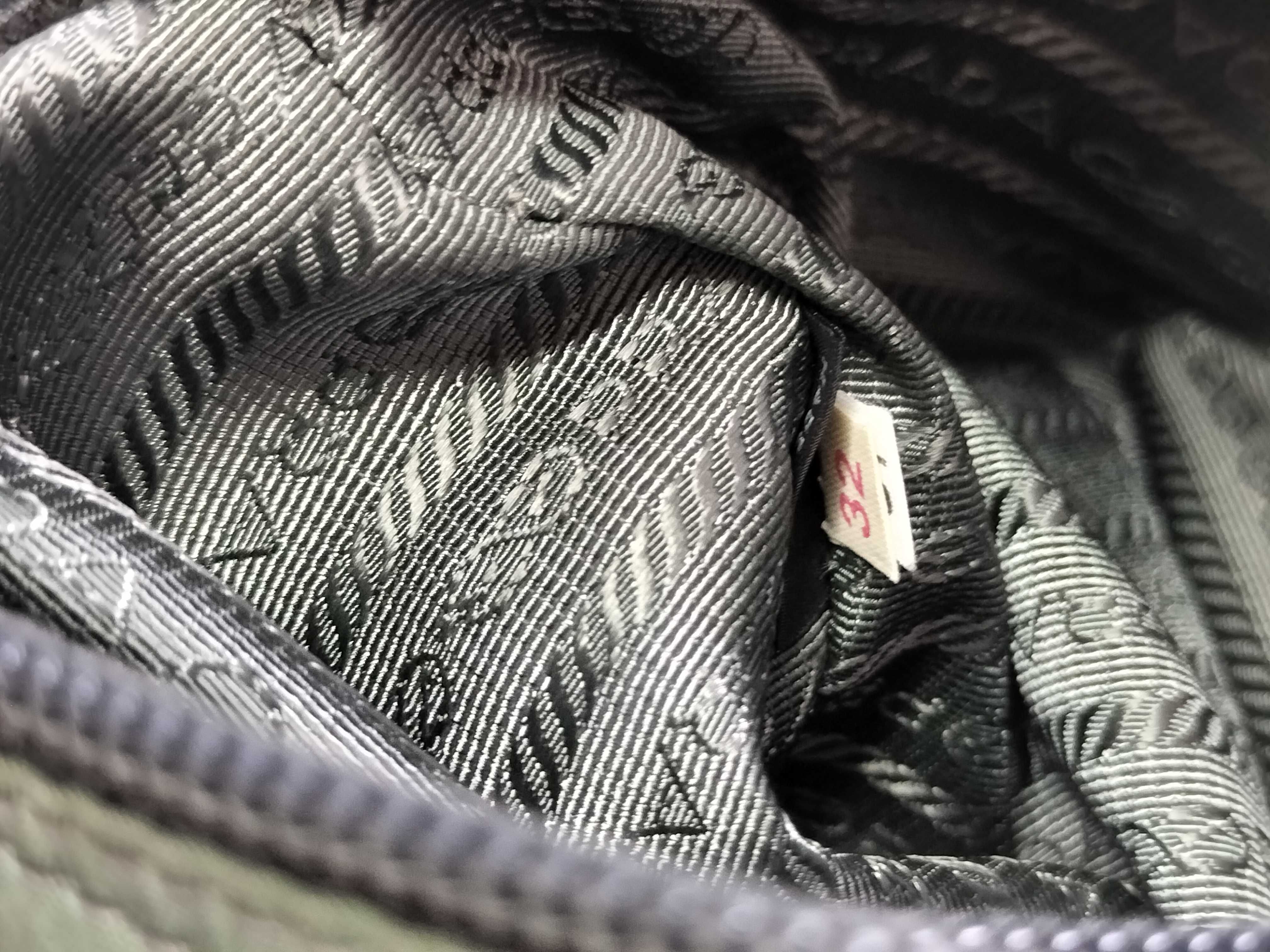 Nylon Prada Current Model Saffiano Shoulder Bag Triangle Logo Leather Shoulder Bag — view 10