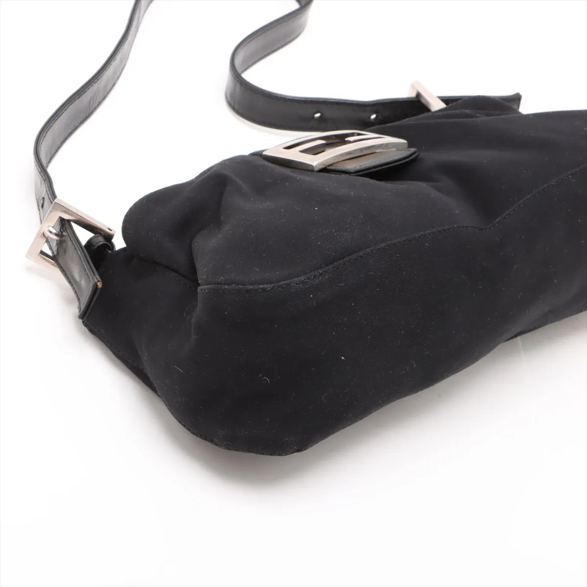 Mamma Bucket 26727 Cotton Jersey x Leather Shoulder Bag, Black — view 4