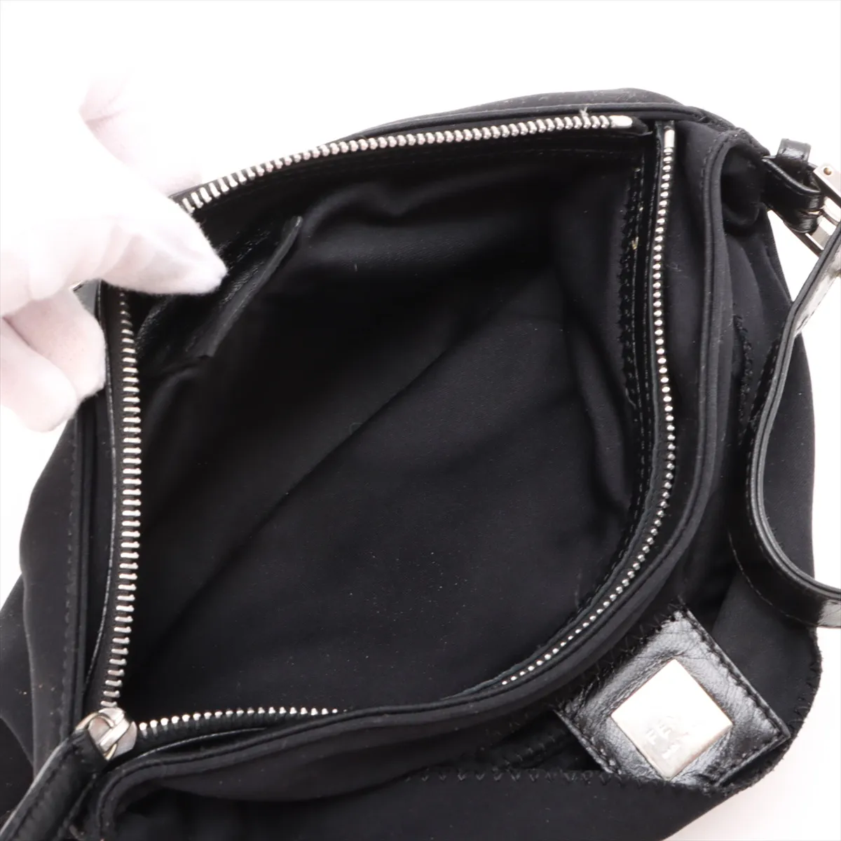 Mamma Bucket 26727 Cotton Jersey x Leather Shoulder Bag, Black — view 9