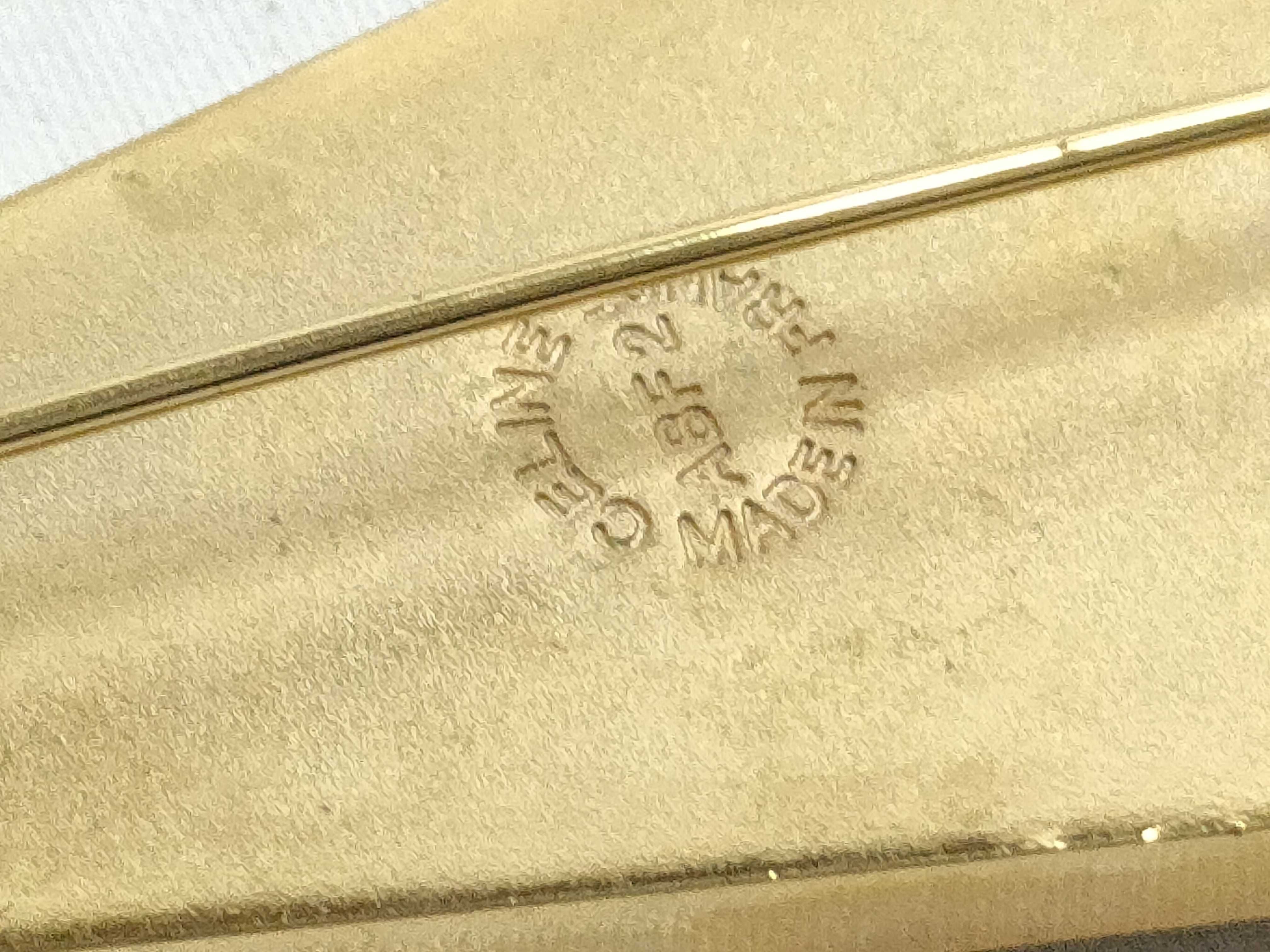 brooch — view 7