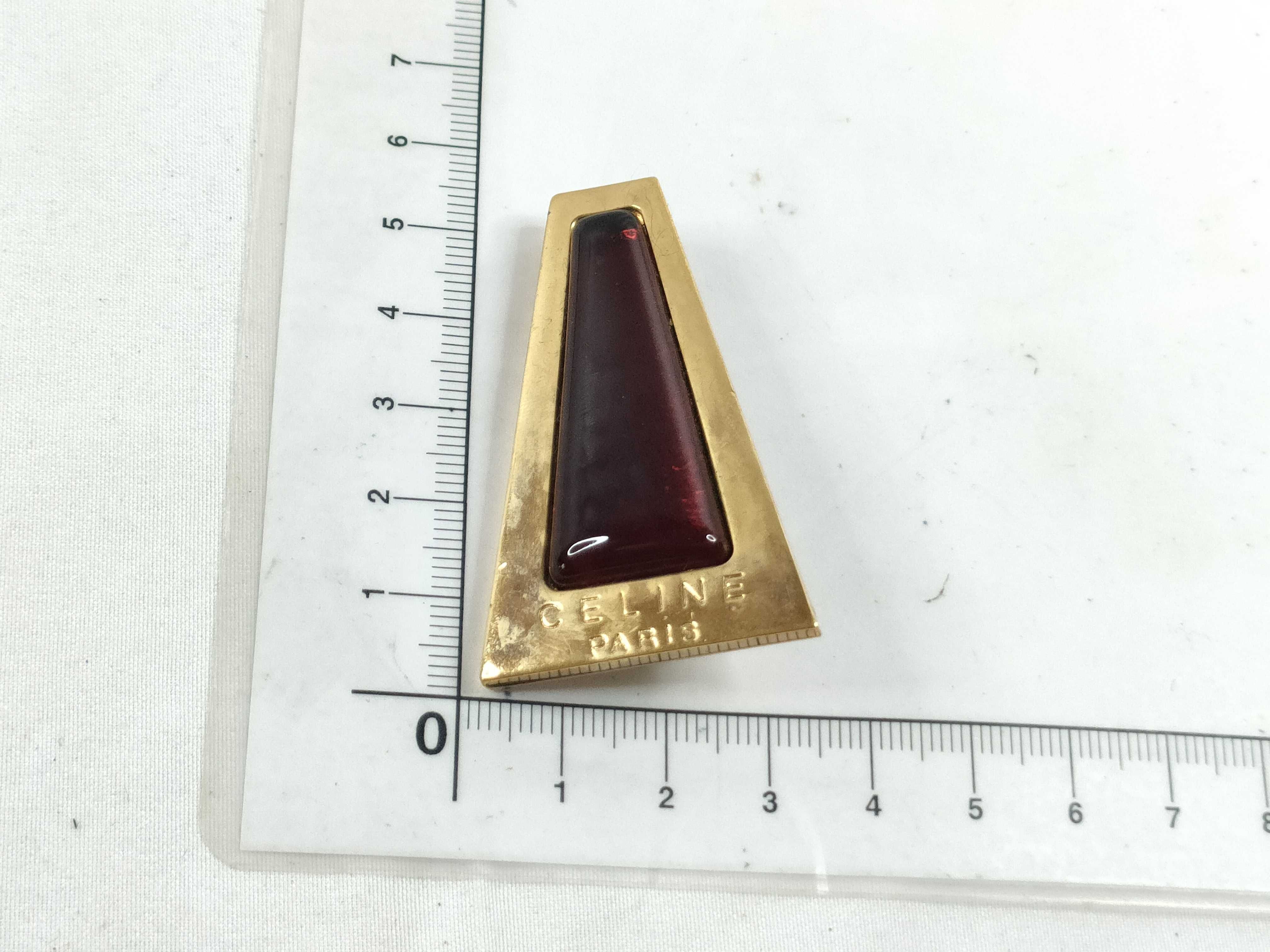 brooch — view 10