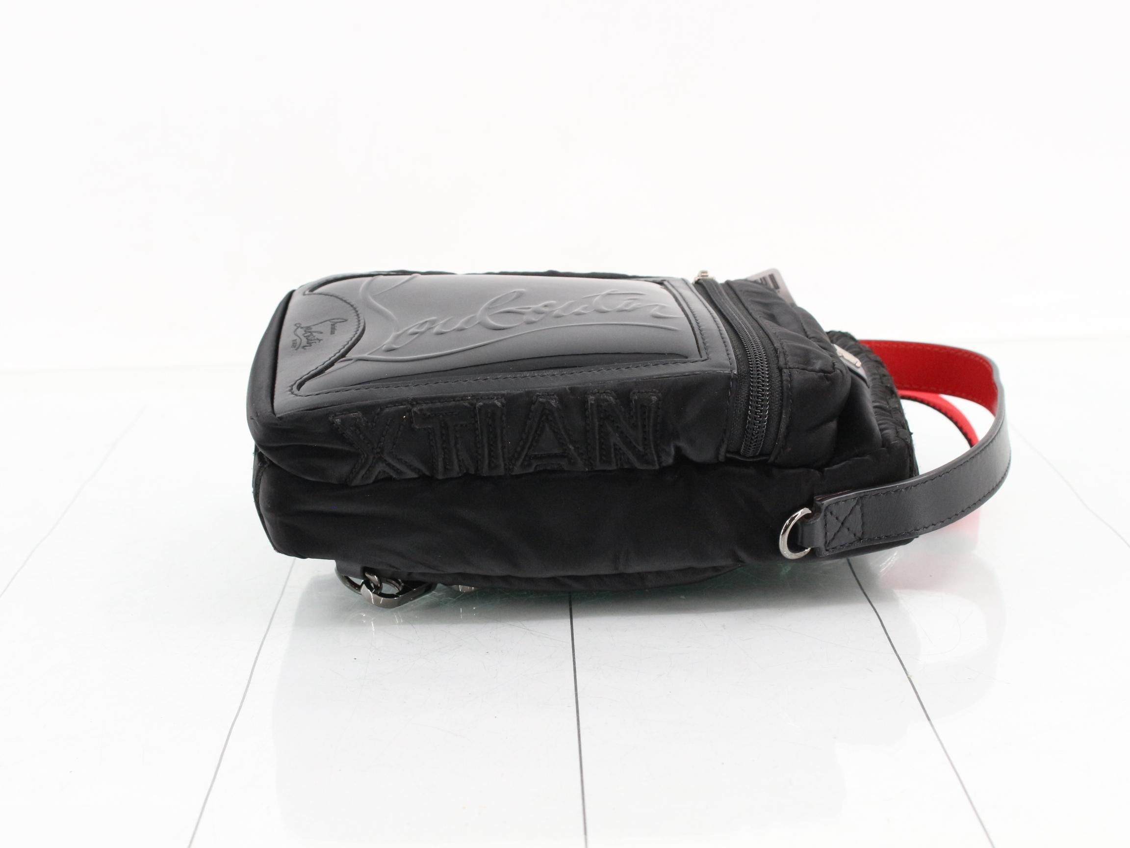 Other lines: Bags and Wallets — view 3