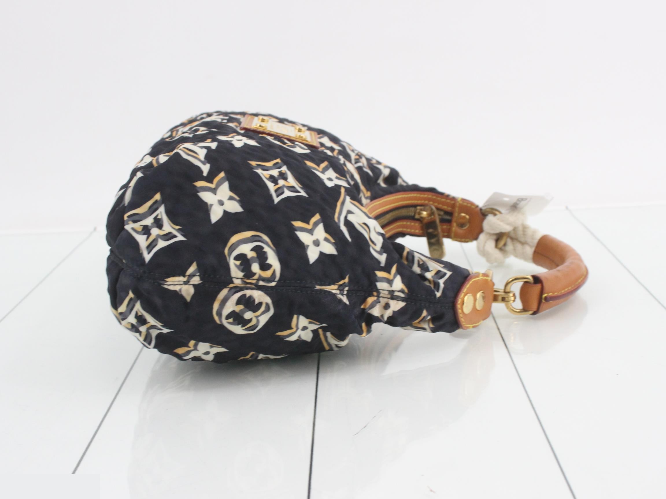 Monogram Bulle PM Marine Hobo Handbag M40238 — view 3