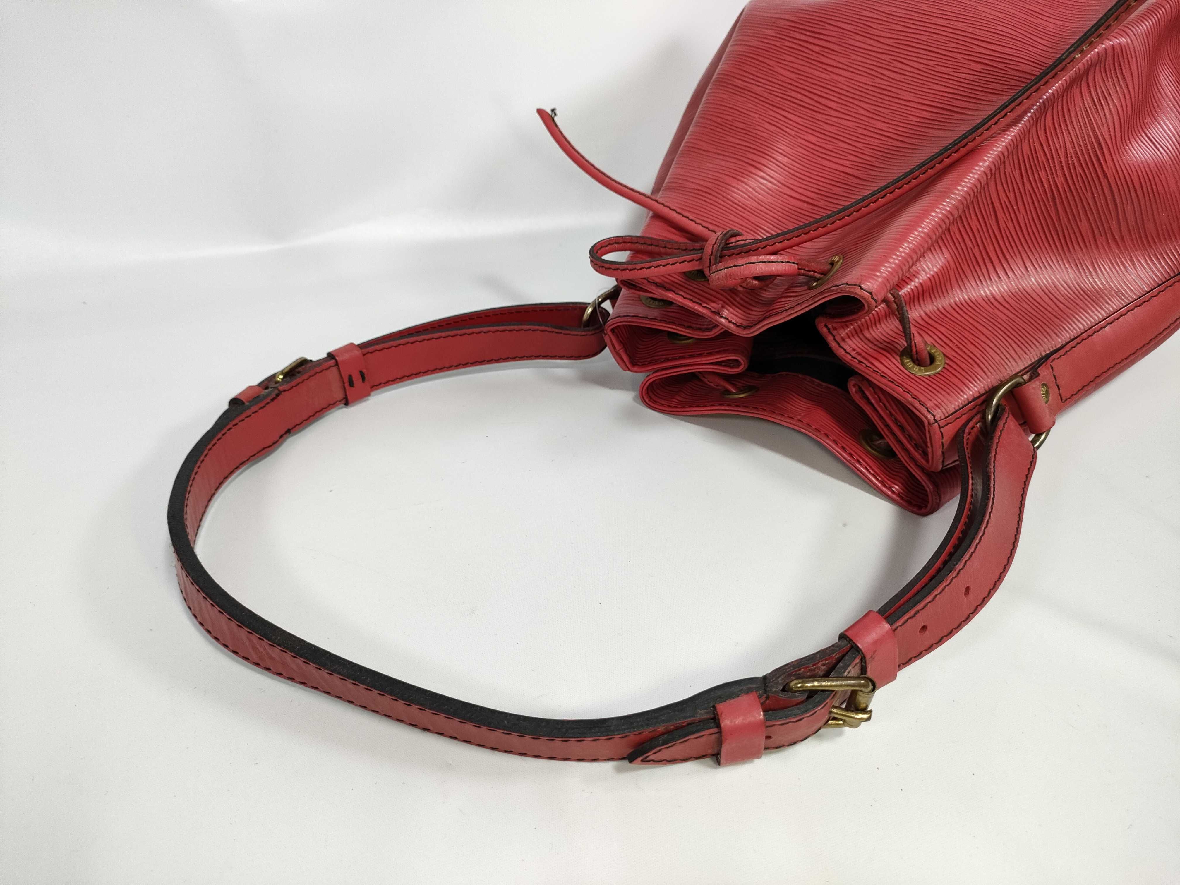 Epi Noé Shoulder Bag — view 3