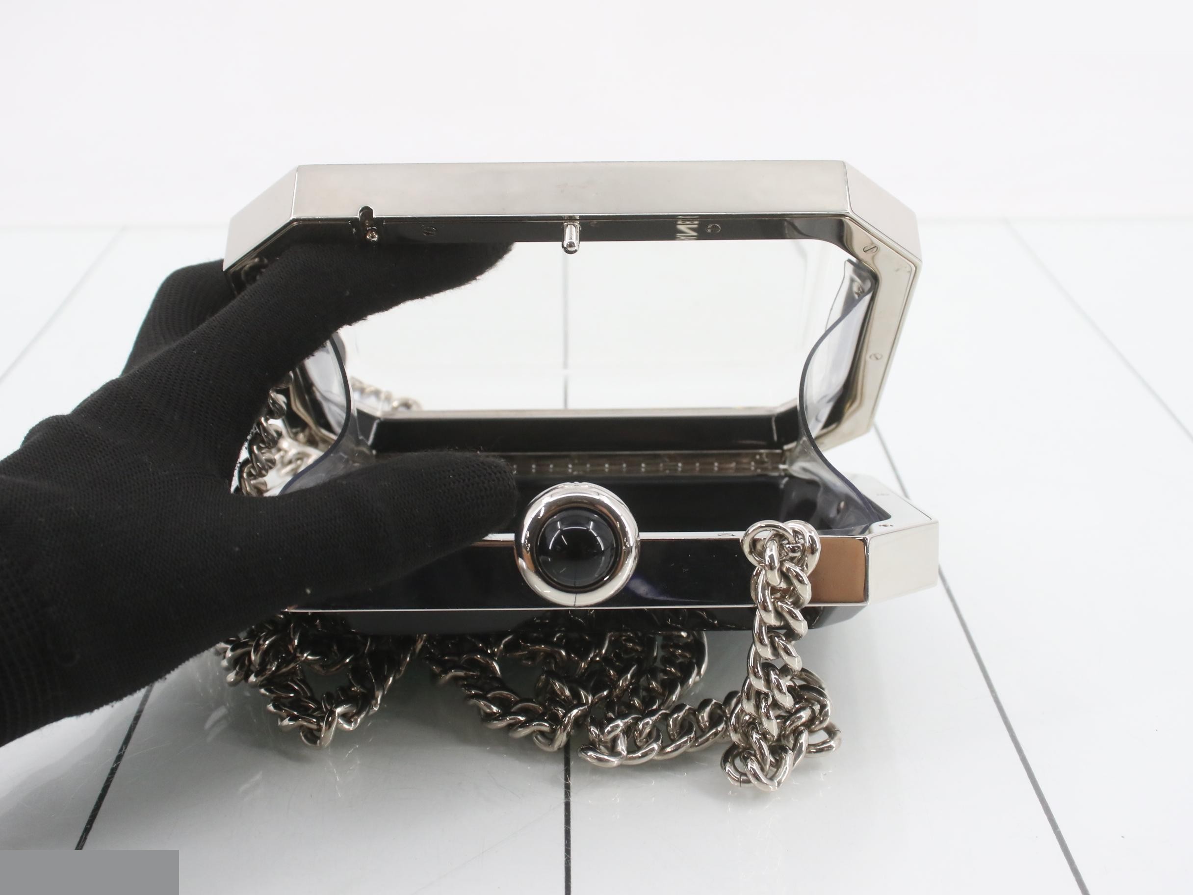 Premiere type chain — view 4