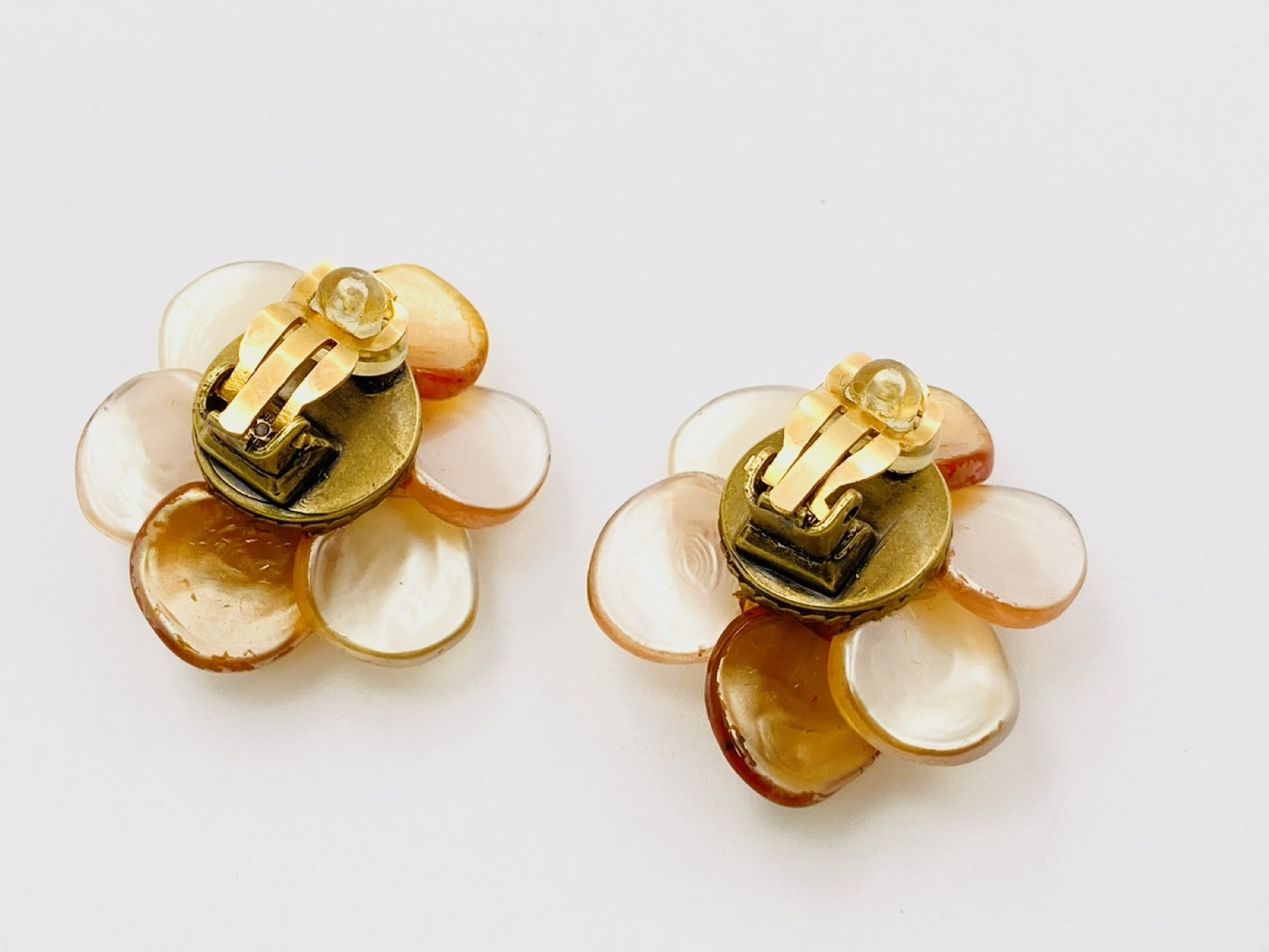 Coco Mark Camellia Flower 00A Resin Plastic Earrings — view 3