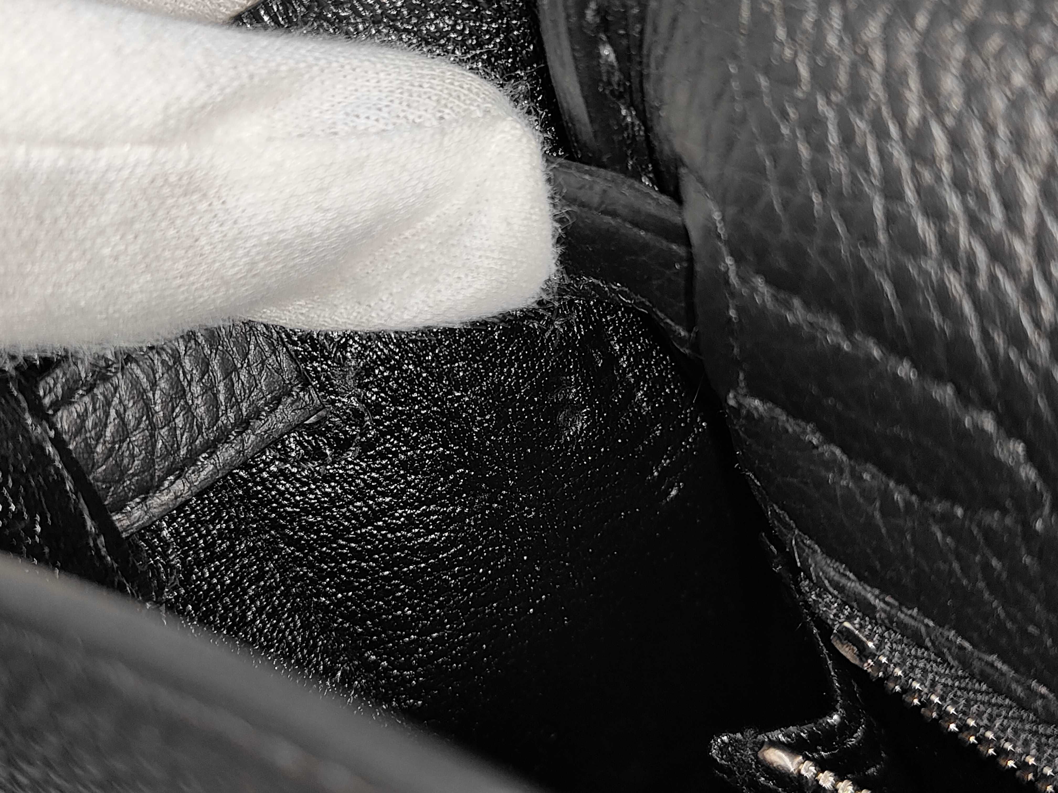 Kelly 25 Togo Leather Handbag, Black, Silver Hardware, Z Stamp — view 12