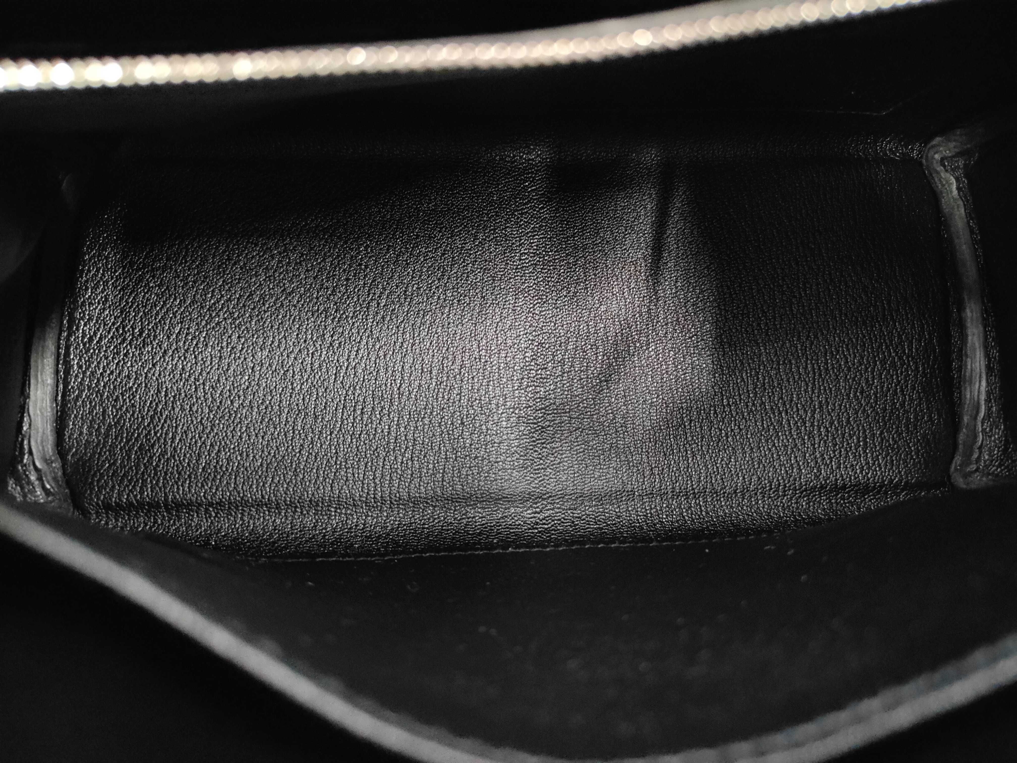 Kelly 25 Togo Leather Handbag, Black, Silver Hardware, Z Stamp — view 8