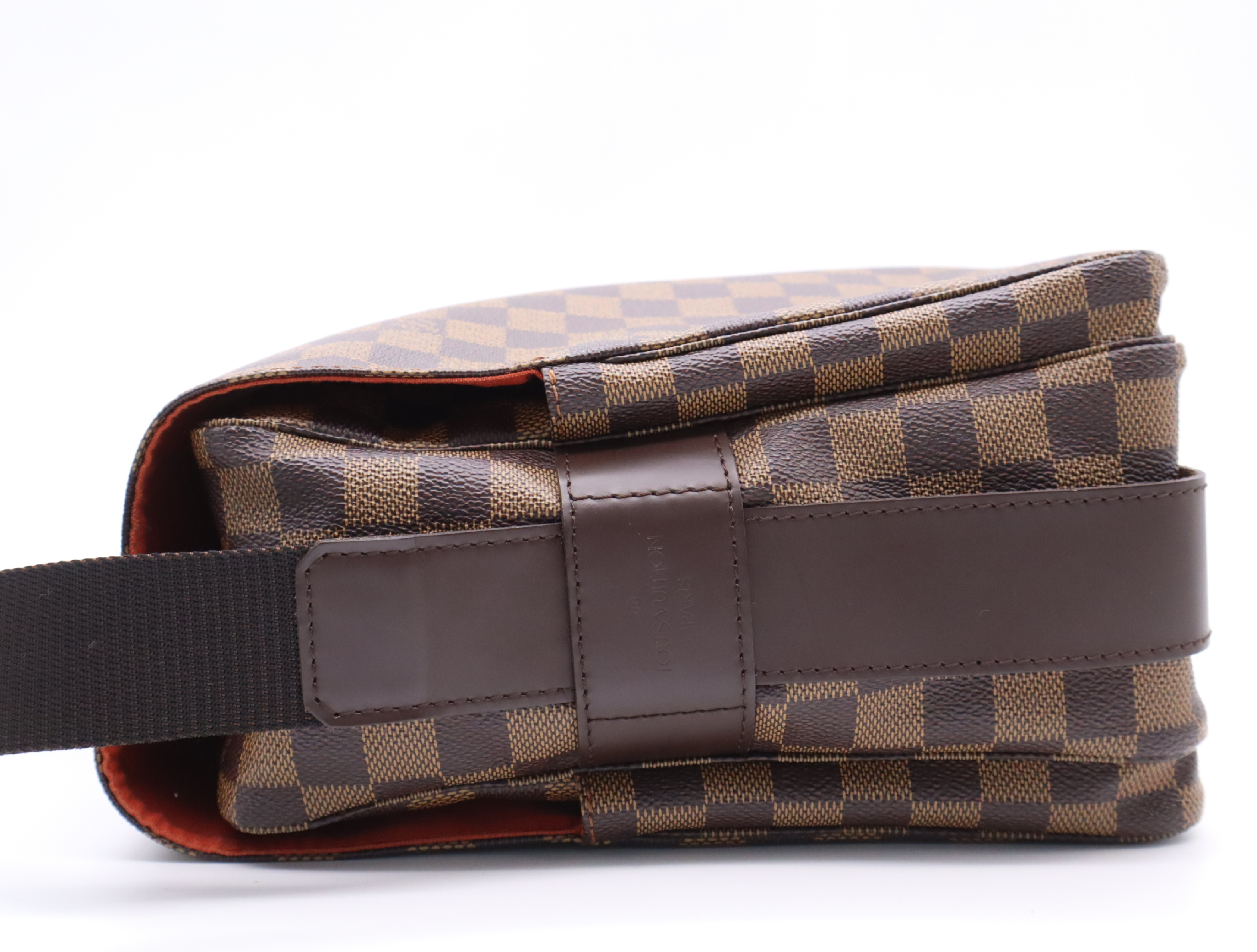 N45255 Damier Naviglio Shoulder Bag — view 3
