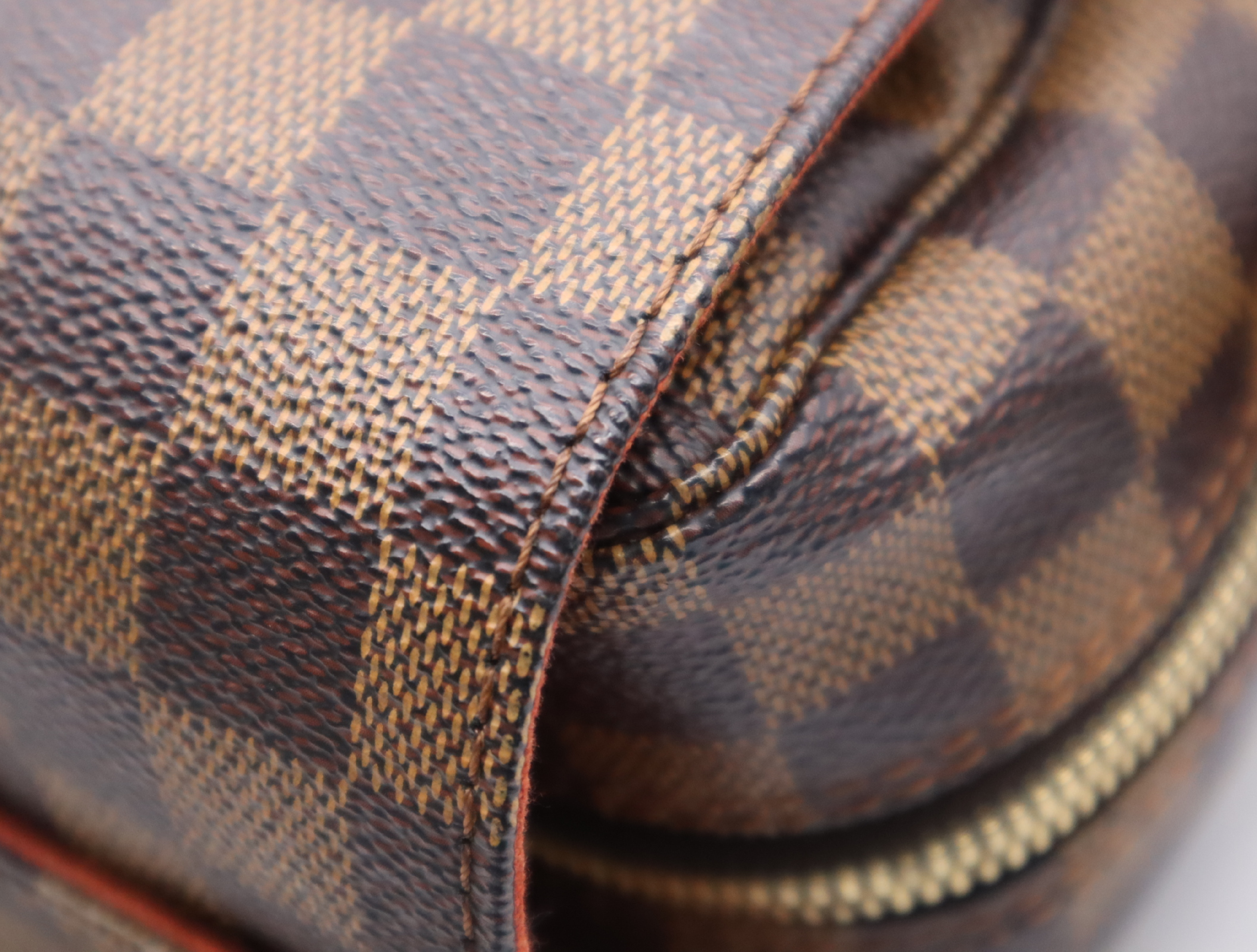 N45255 Damier Naviglio Shoulder Bag — view 10