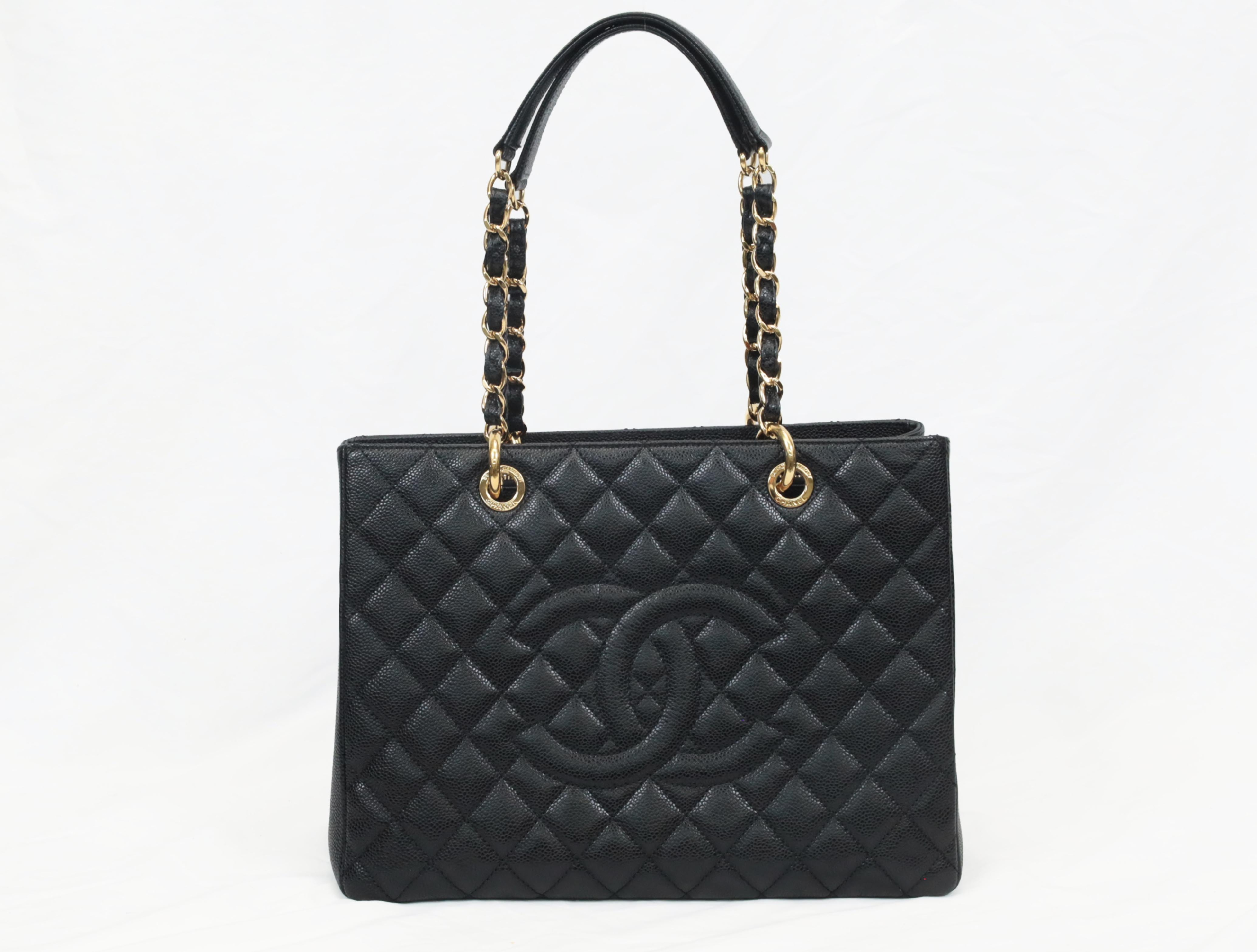 Caviar Skin GST 17 Series Shoulder Bag