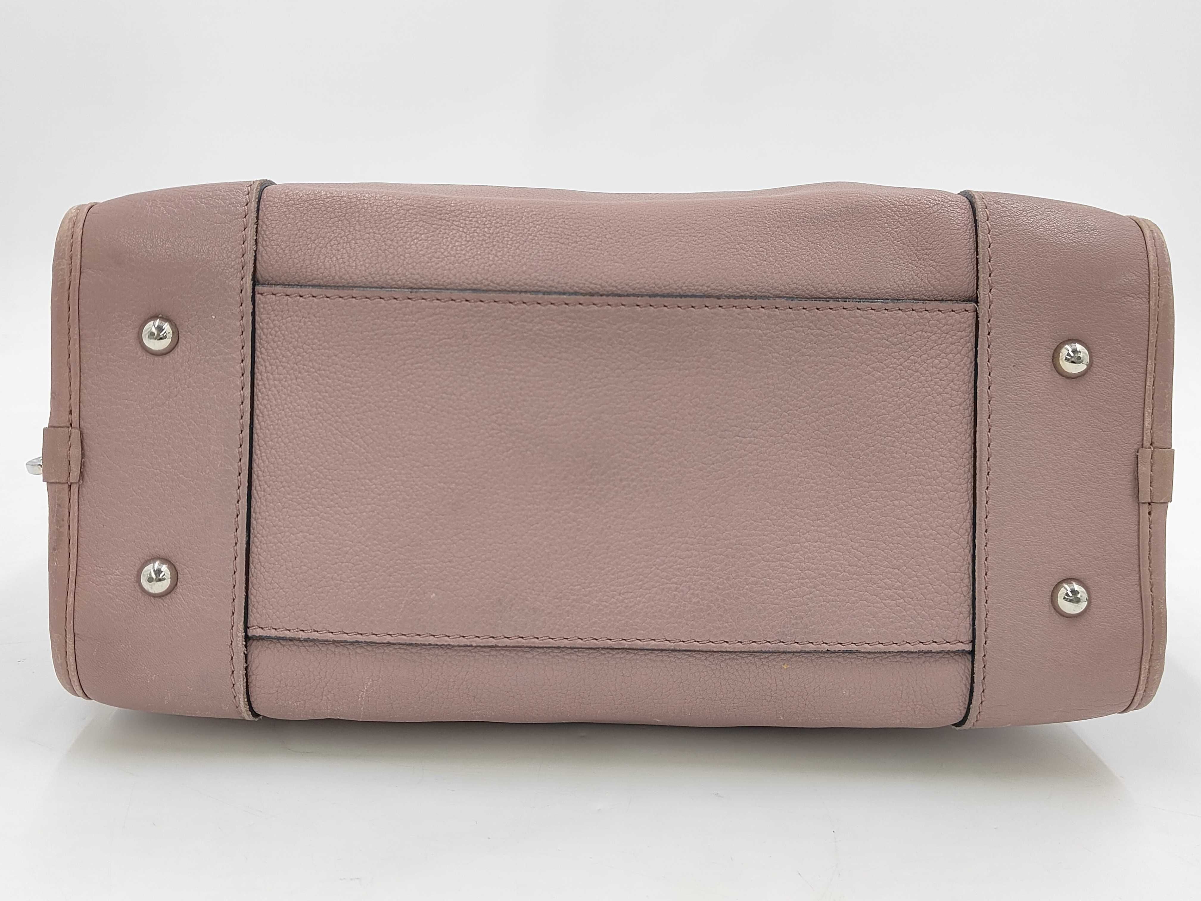 Amazona 28 Leather Tote Bag (Pink Beige) — view 3