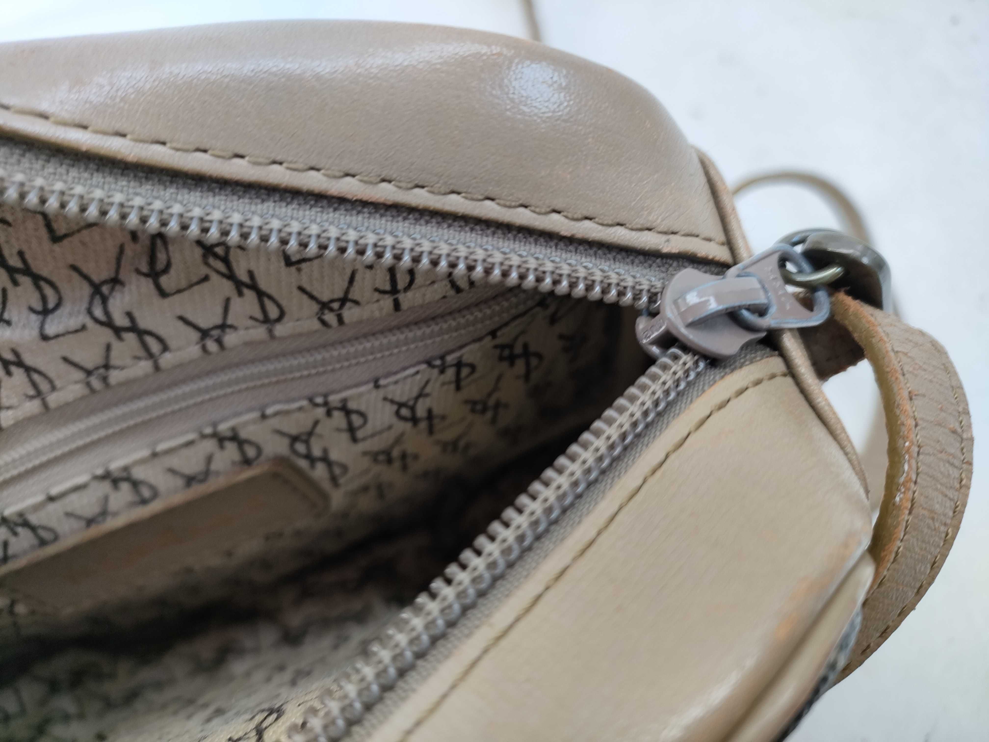 Giraffe Shoulder Bag (1 item) — view 11