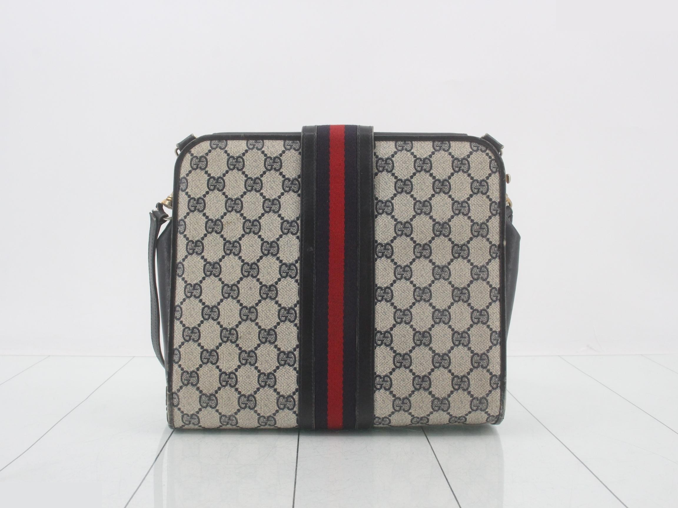 Shoulder bag — view 2