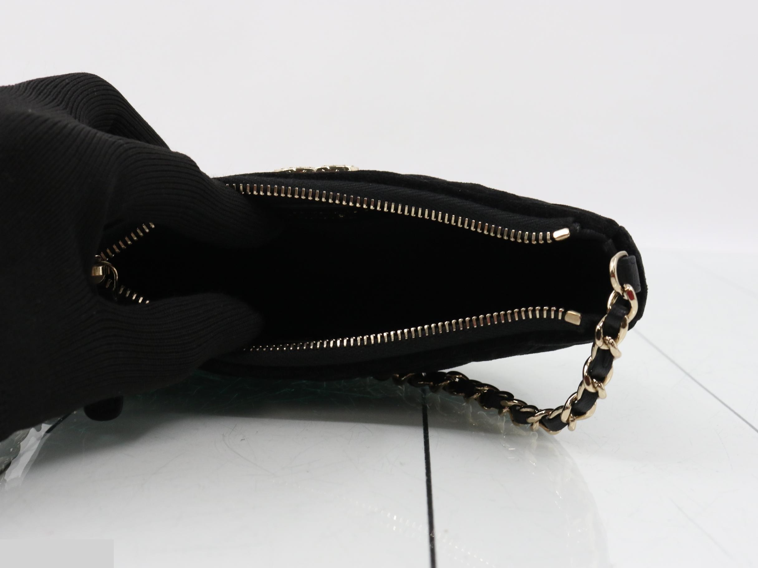 Suede Matelassé Chain Shoulder Bag, Black, Unused — view 4