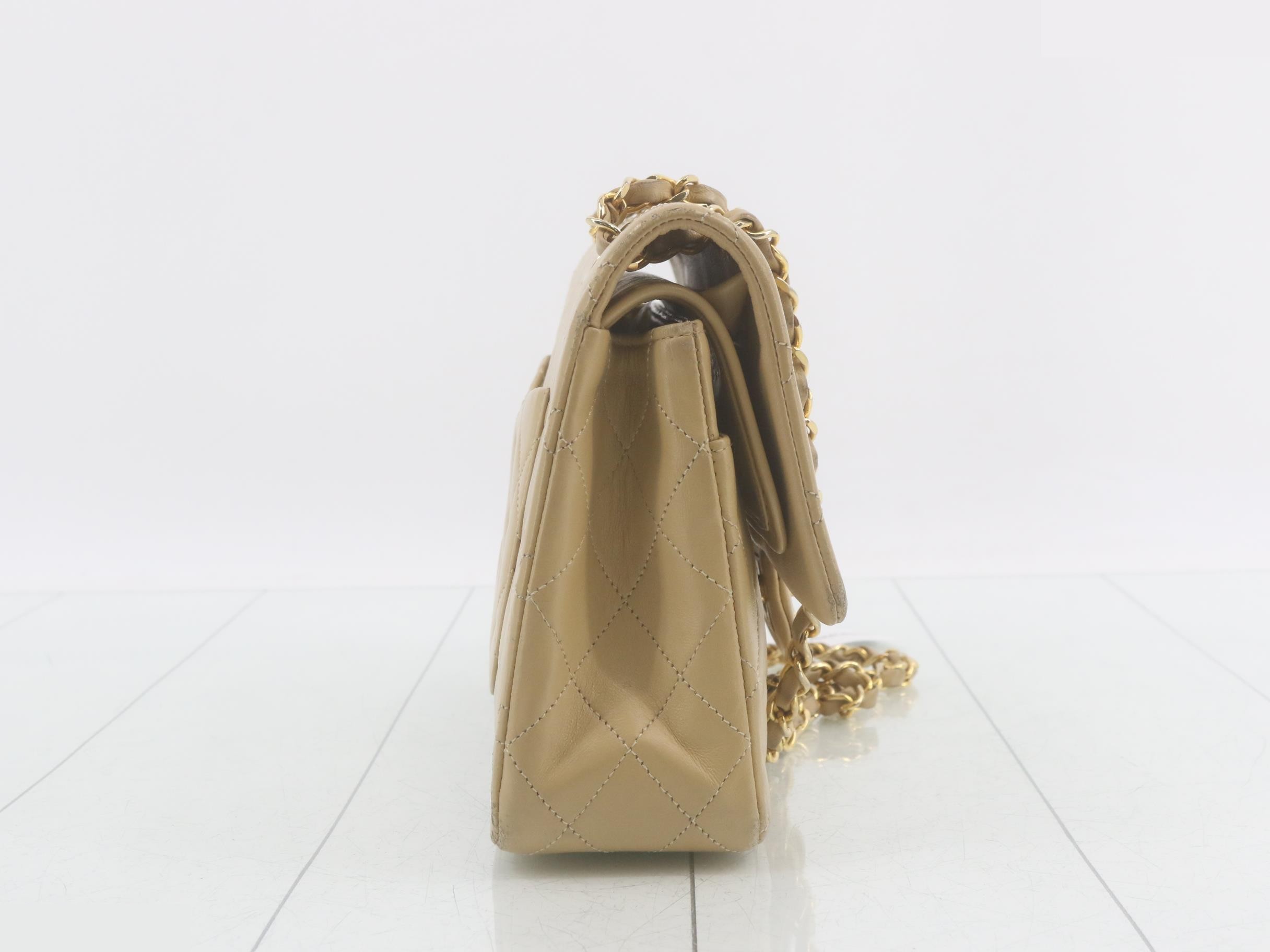 Matelassé (Bag) Beige Double Chain Shoulder Bag — view 4