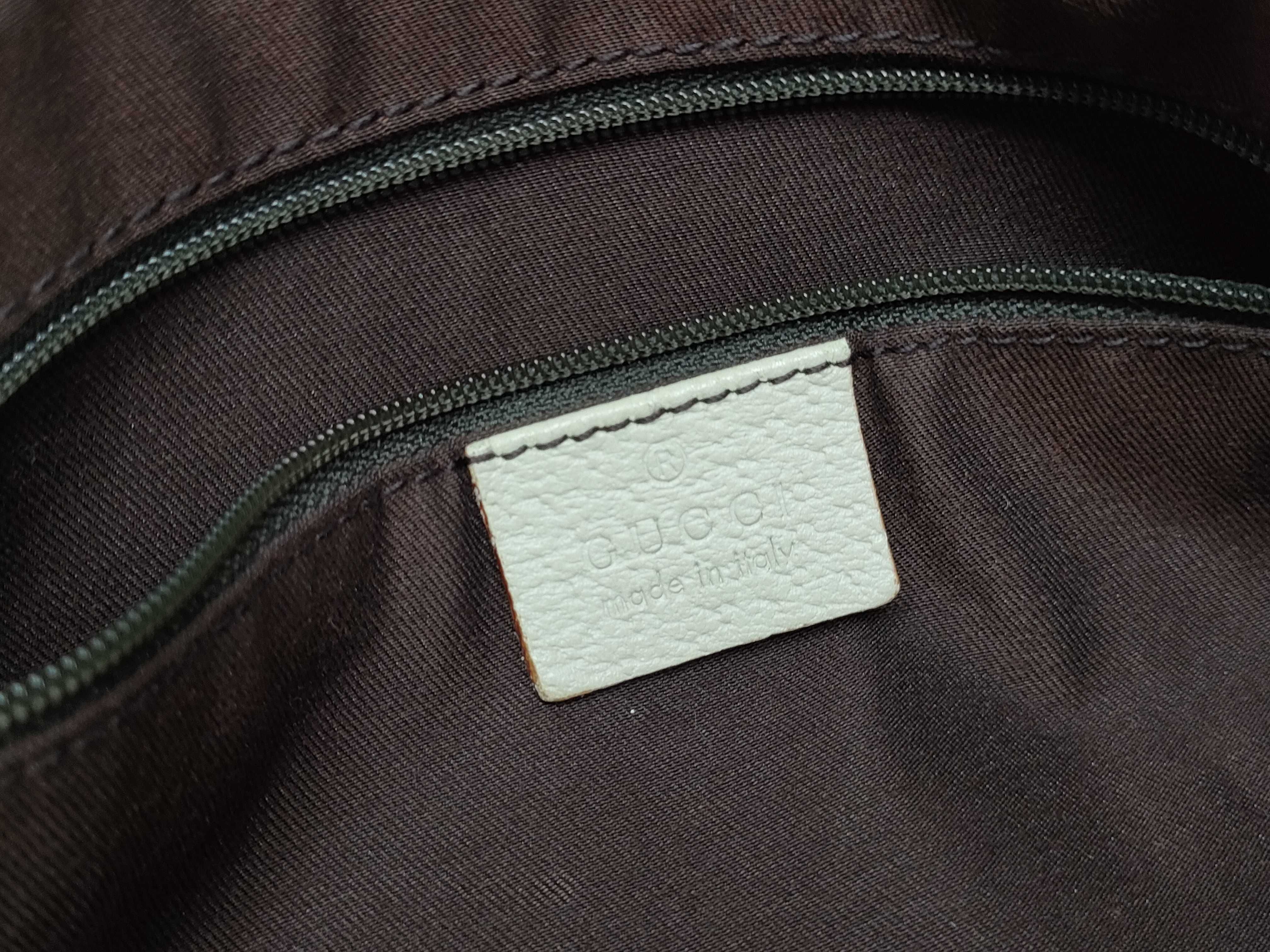 GG Canvas Gucci Handbag Tote Bag — view 11