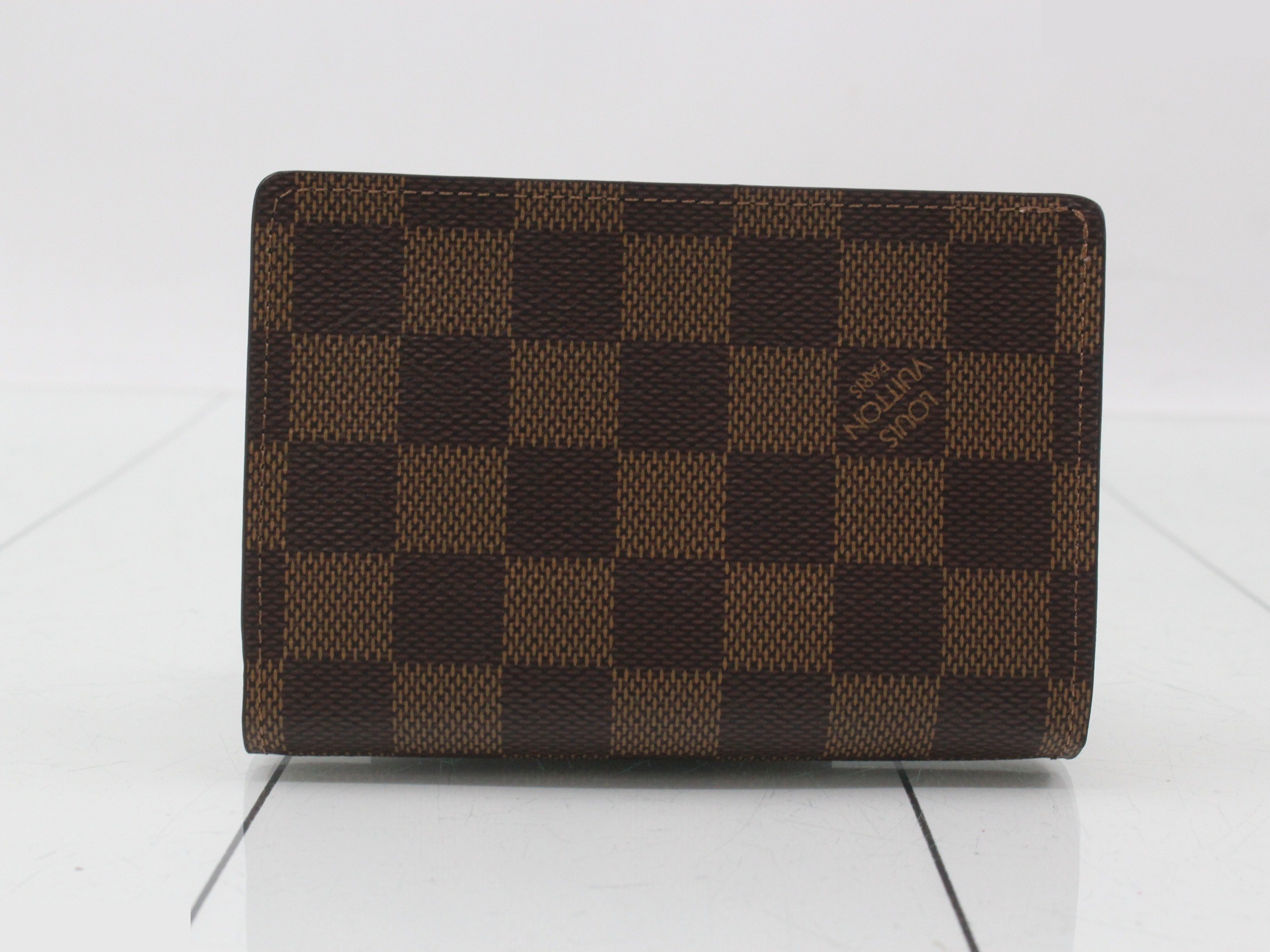 wallet — view 2