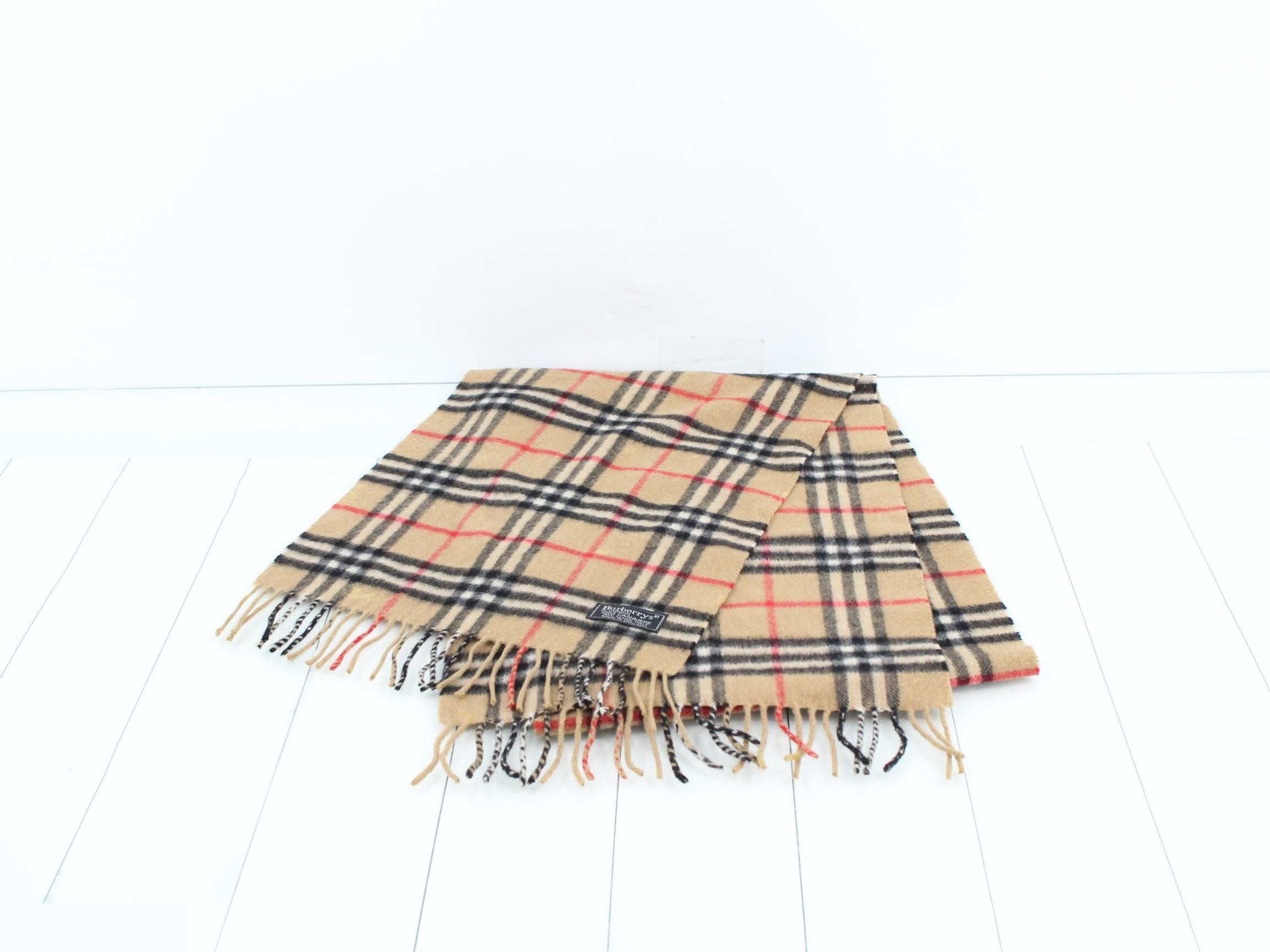 Other lines: Small items, accessories, and scarves — view 2