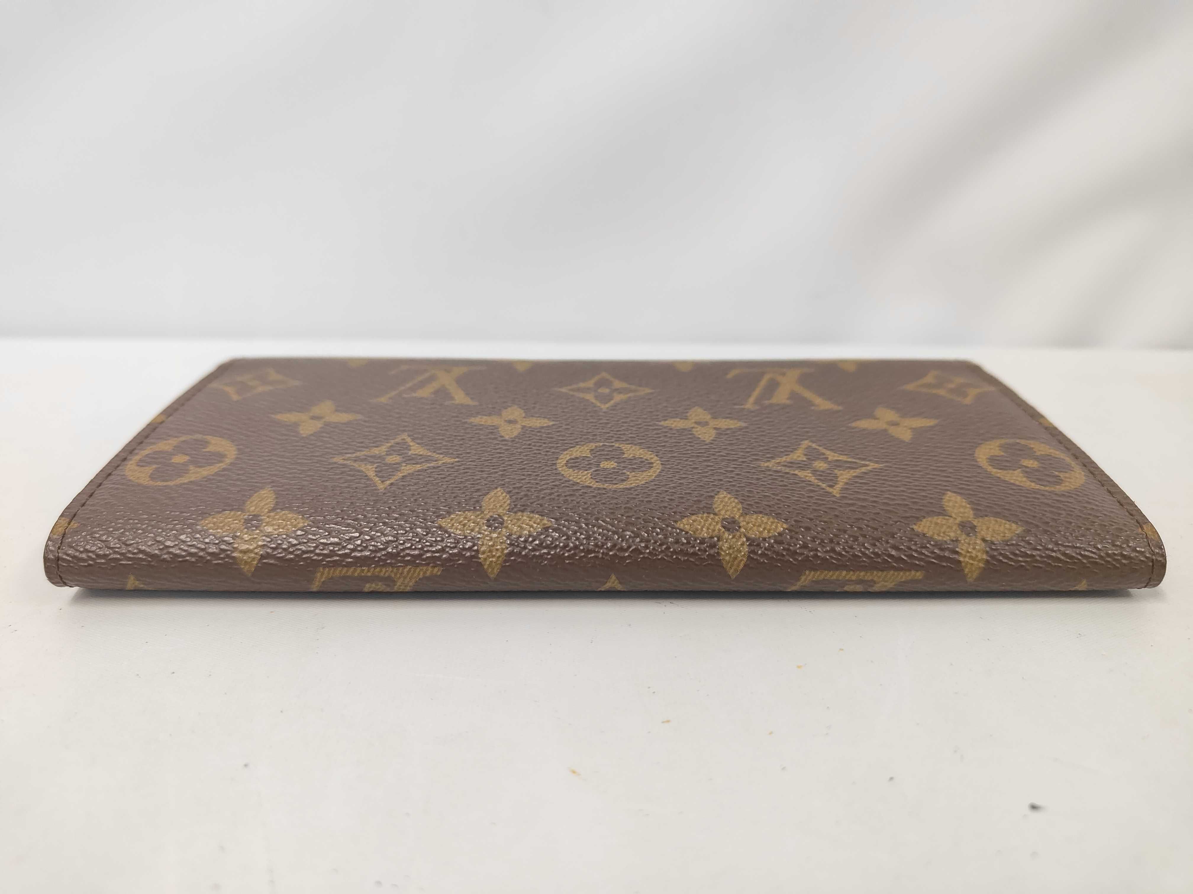 M60136 Monogram Portefeuille Emilie Wallet with Box and Dust Bag — view 4