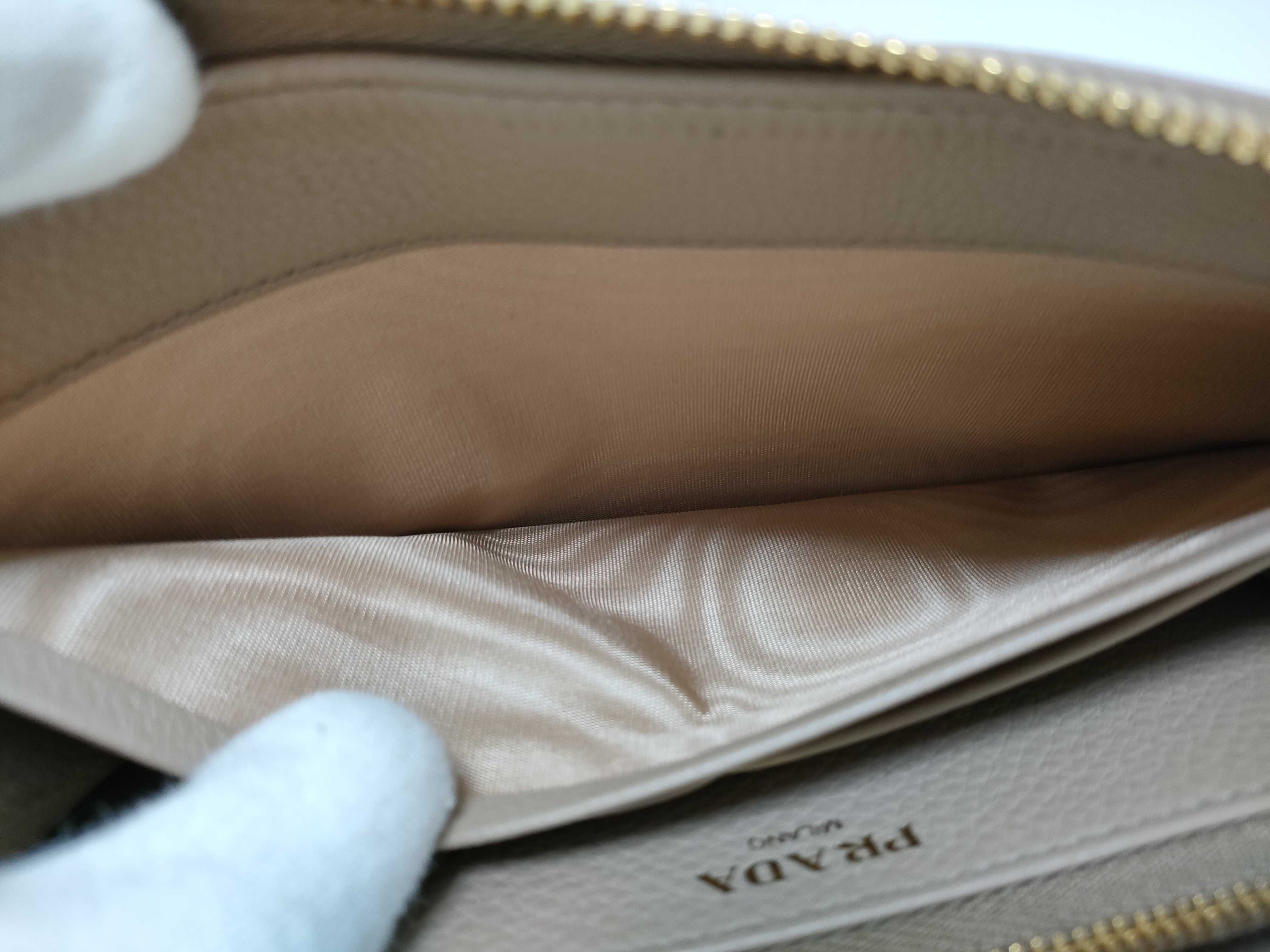 Saffiano Leather Round Zip Long Wallet 1ML506 RFID-protected, with Box and Certificate, Excellent Condition. — view 11