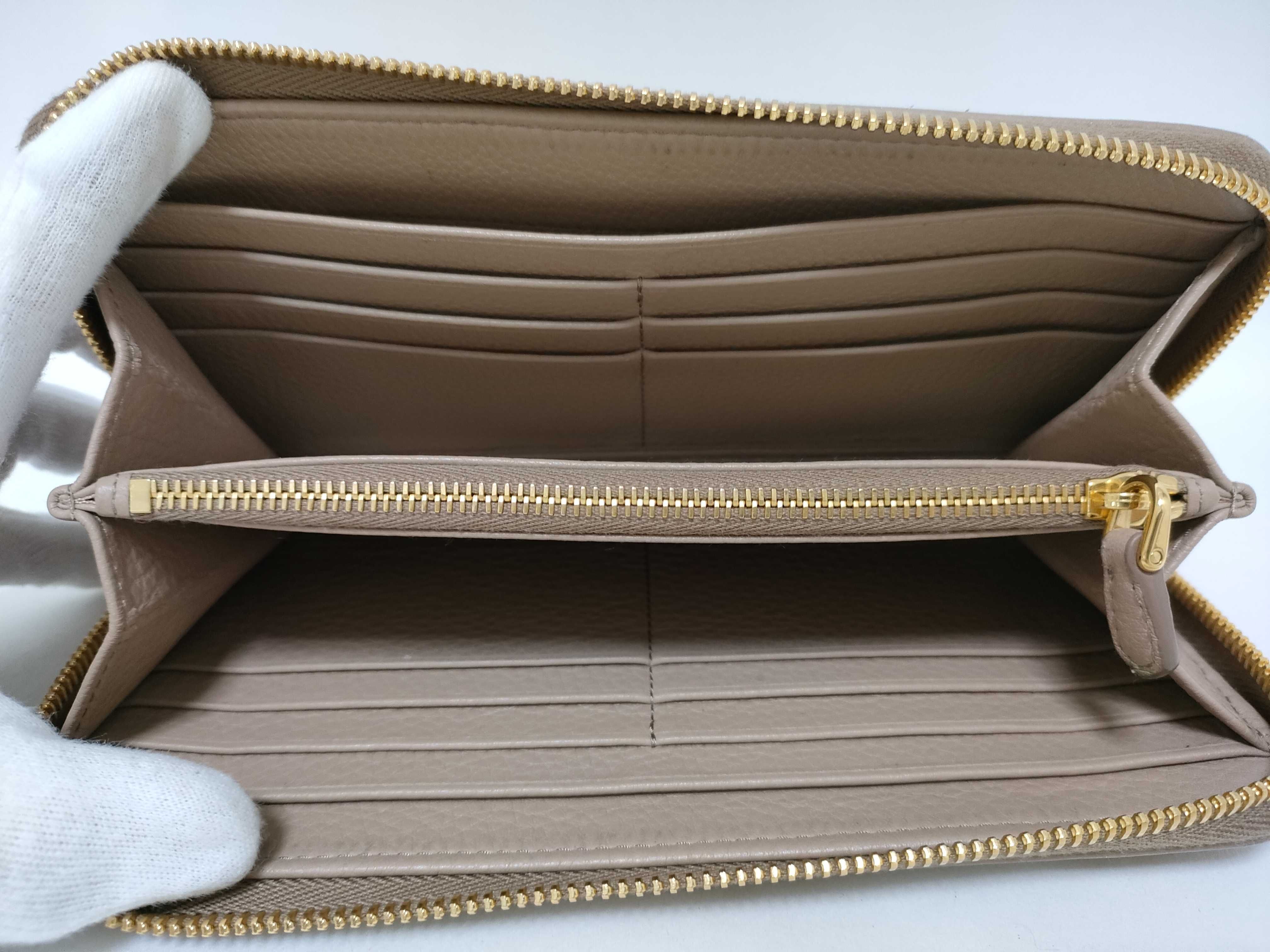 Saffiano Leather Round Zip Long Wallet 1ML506 RFID-protected, with Box and Certificate, Excellent Condition. — view 9