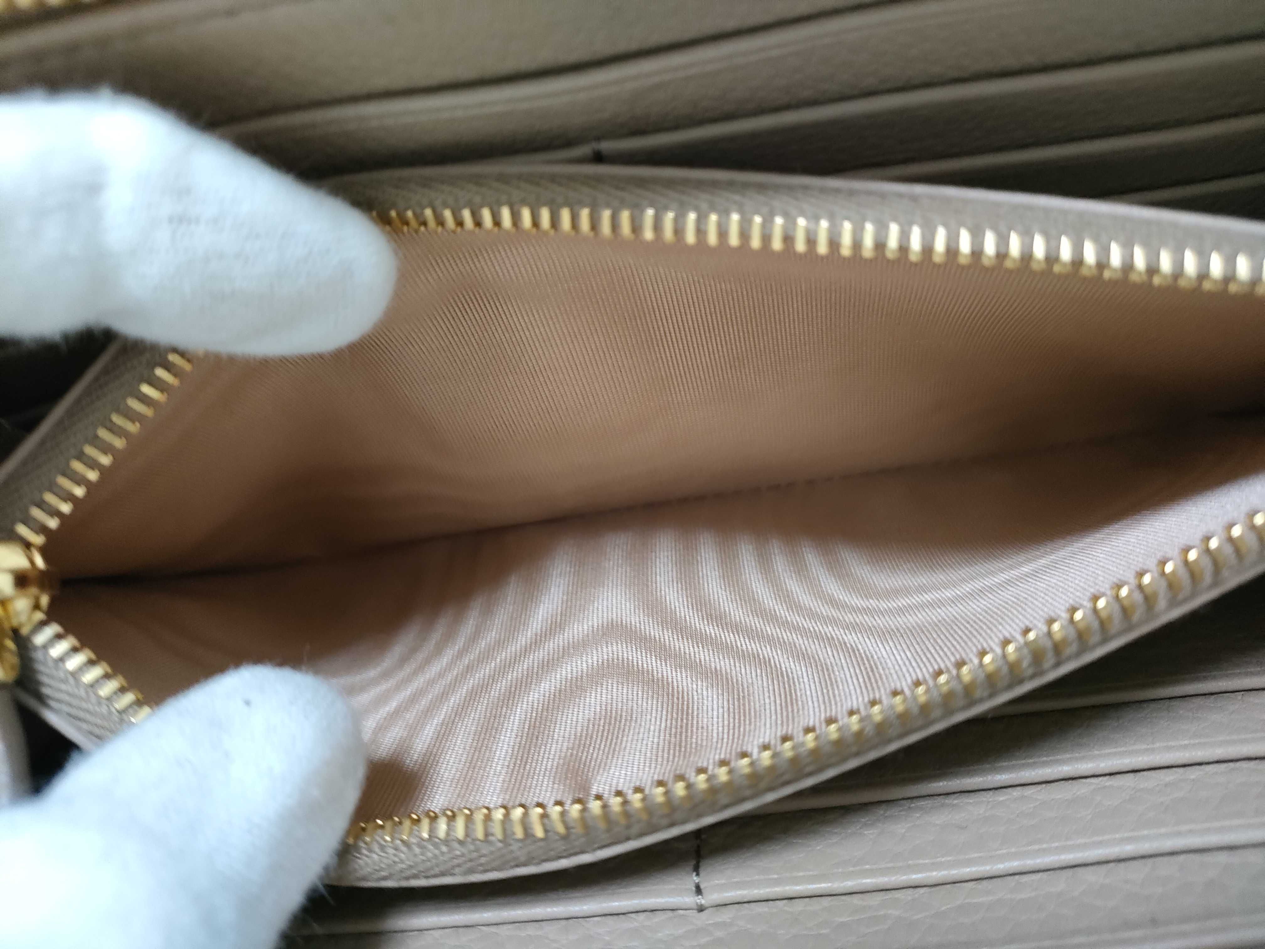 Saffiano Leather Round Zip Long Wallet 1ML506 RFID-protected, with Box and Certificate, Excellent Condition. — view 10