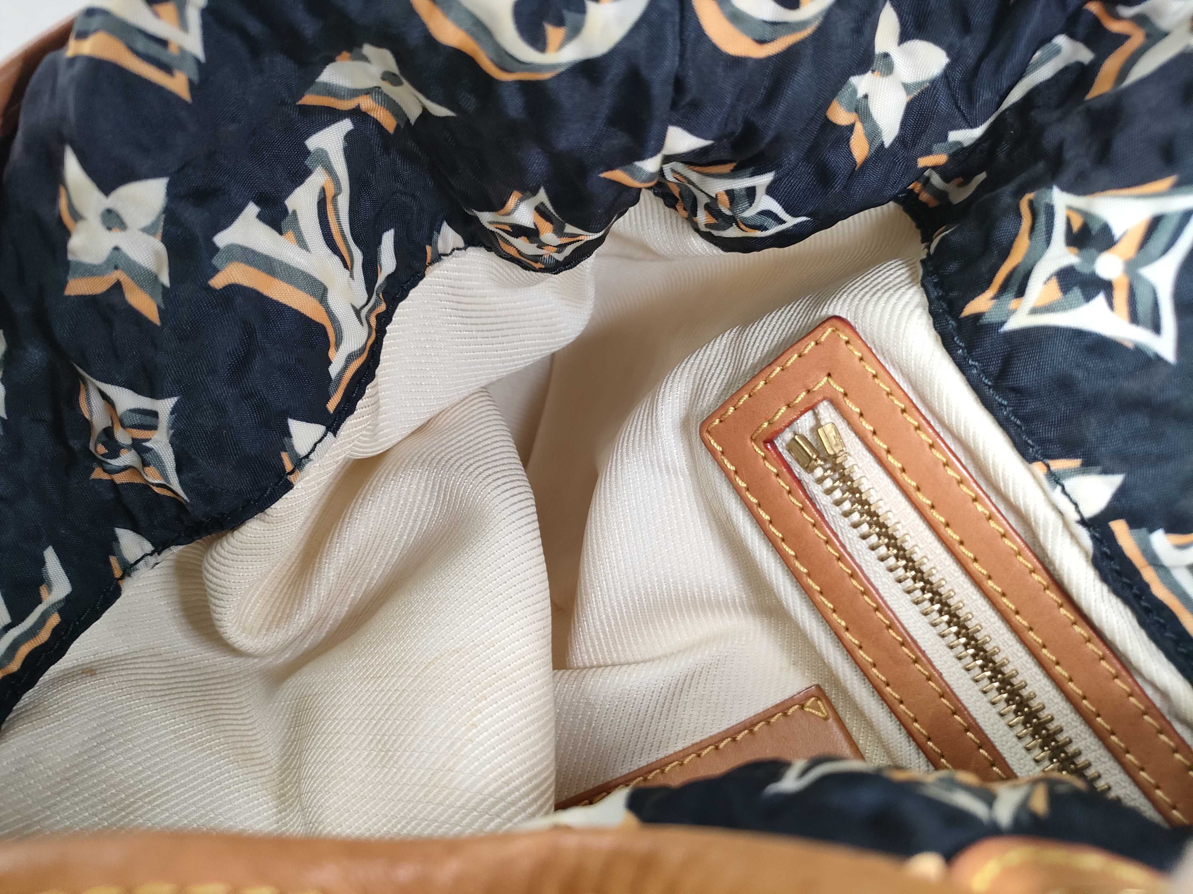 Monogram Bulle GM M40233 RC4109 Shoulder Bag — view 9