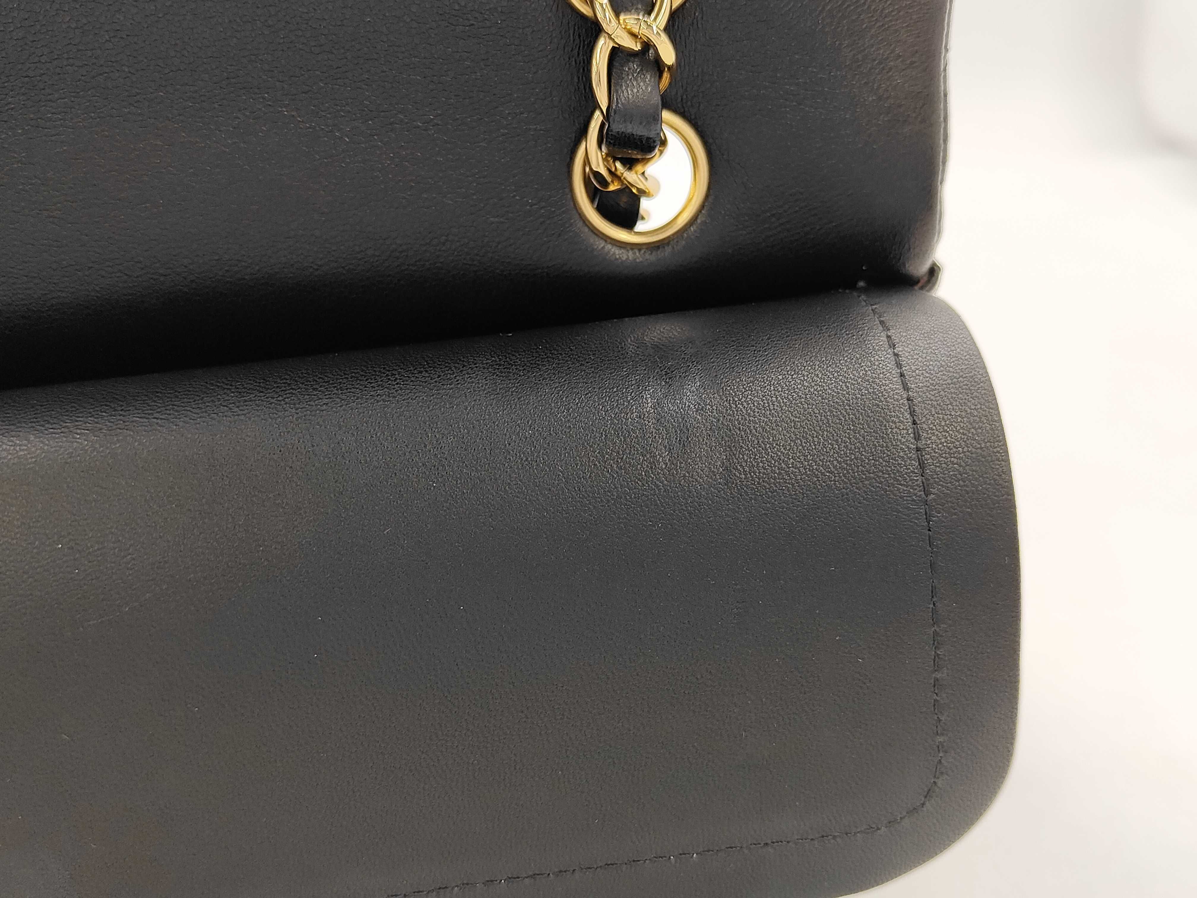 Double Flap CF Medium Chain Bag Black Gold Buckle Handbag — view 12